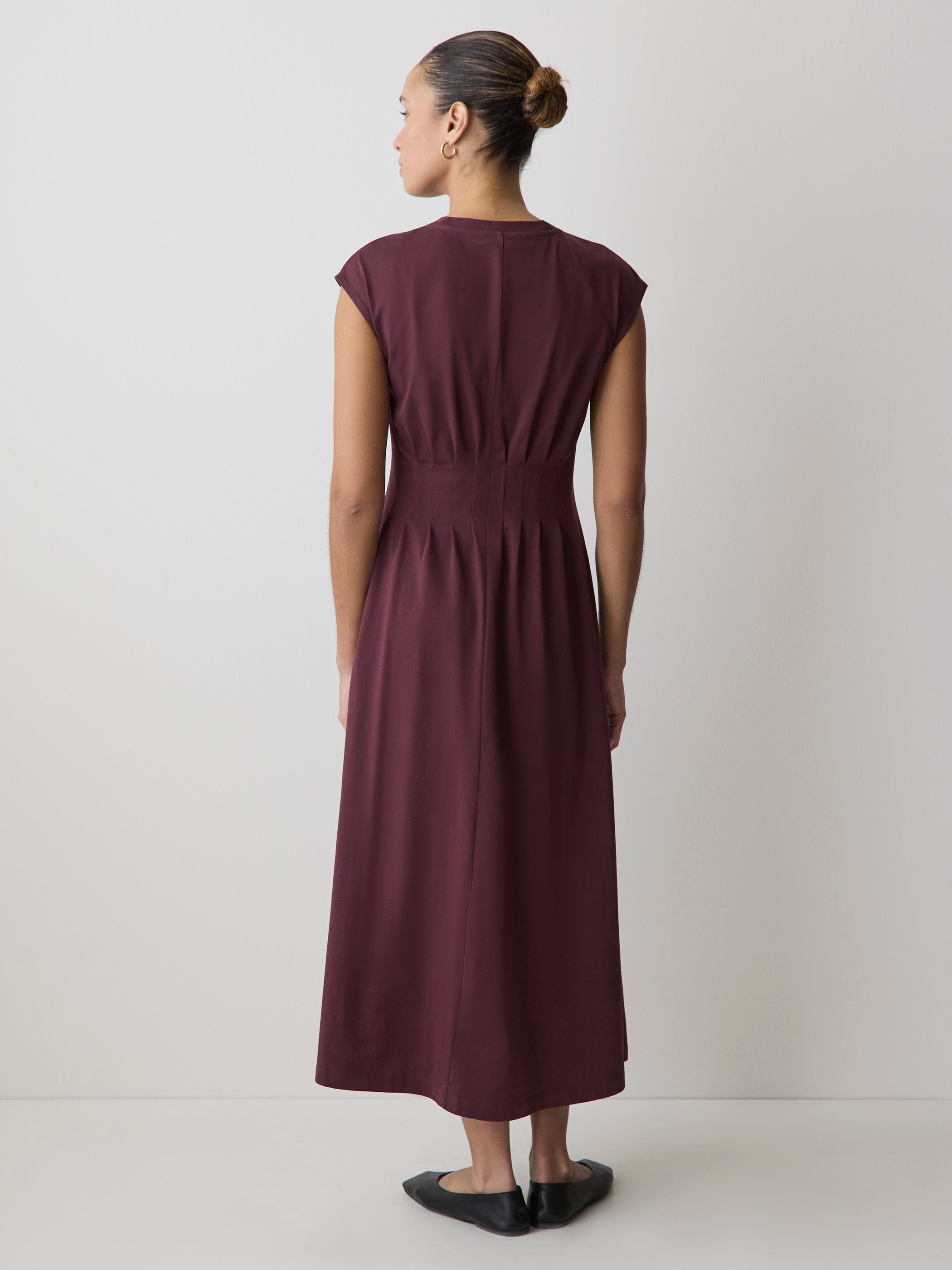 Robe Midi à Nervures à Manches Courtes et Col Rond