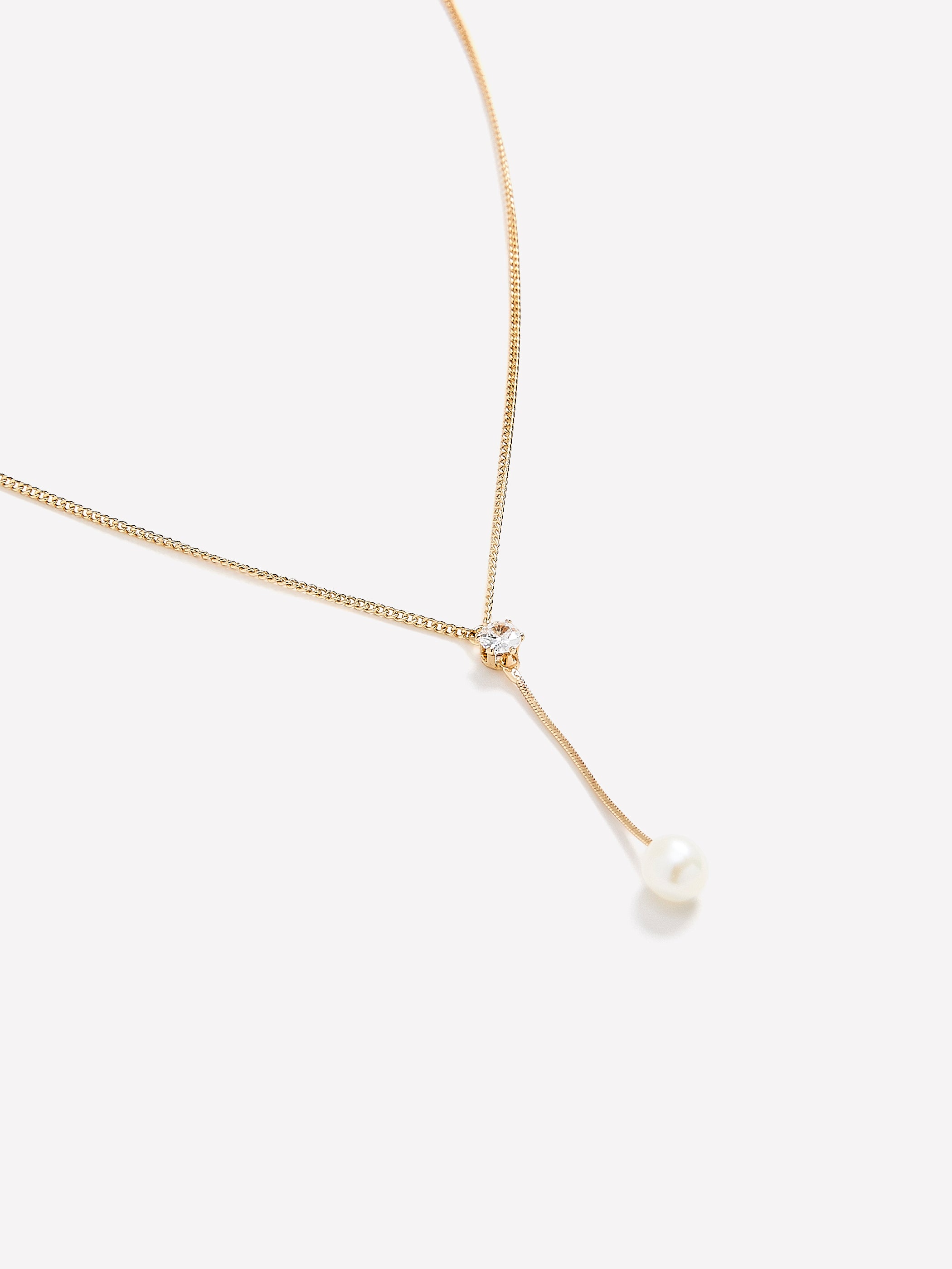 Collier Court avec Pendentif en Zircon et Perle