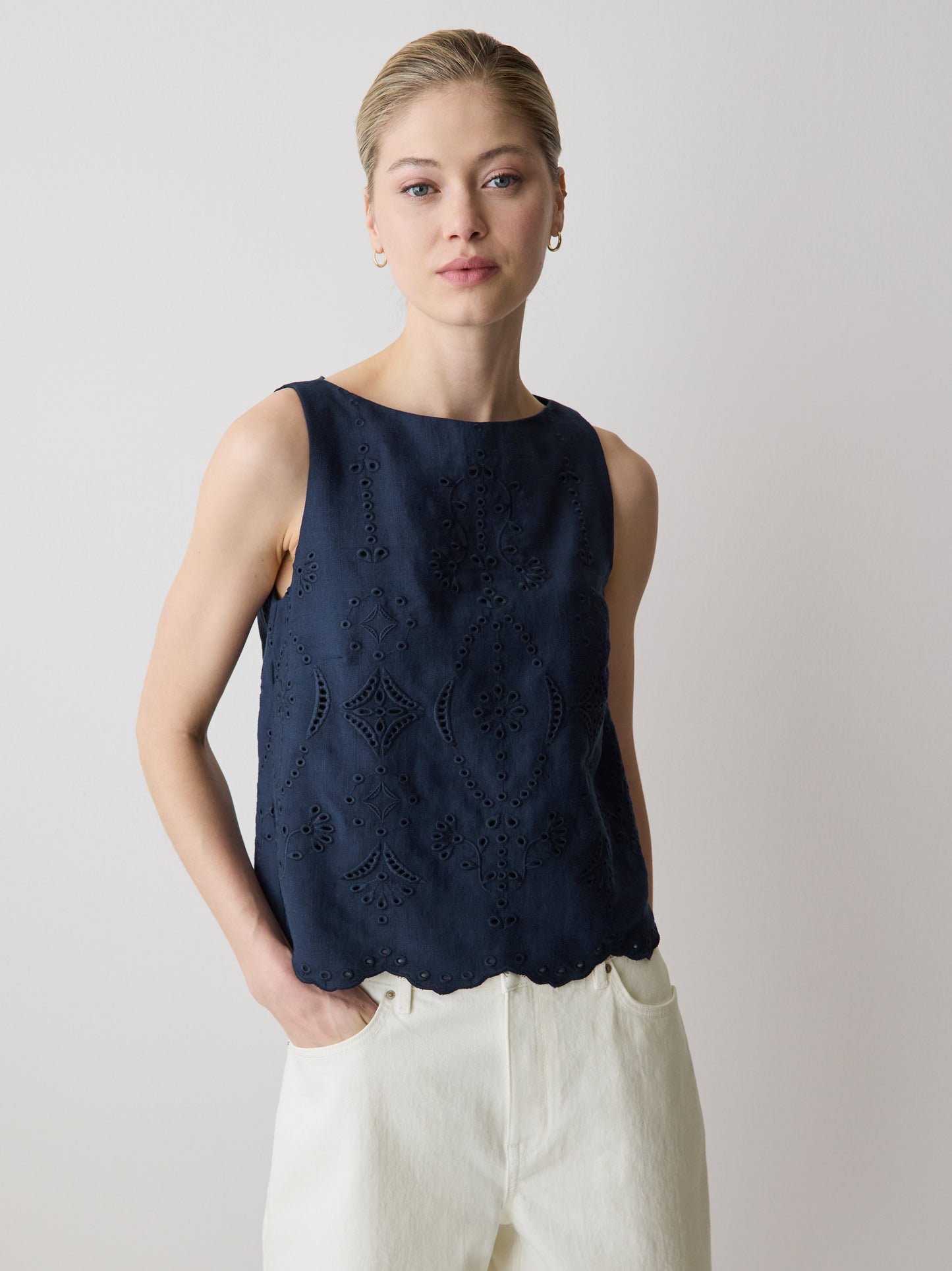 Sleeveless Embroidered Blouse