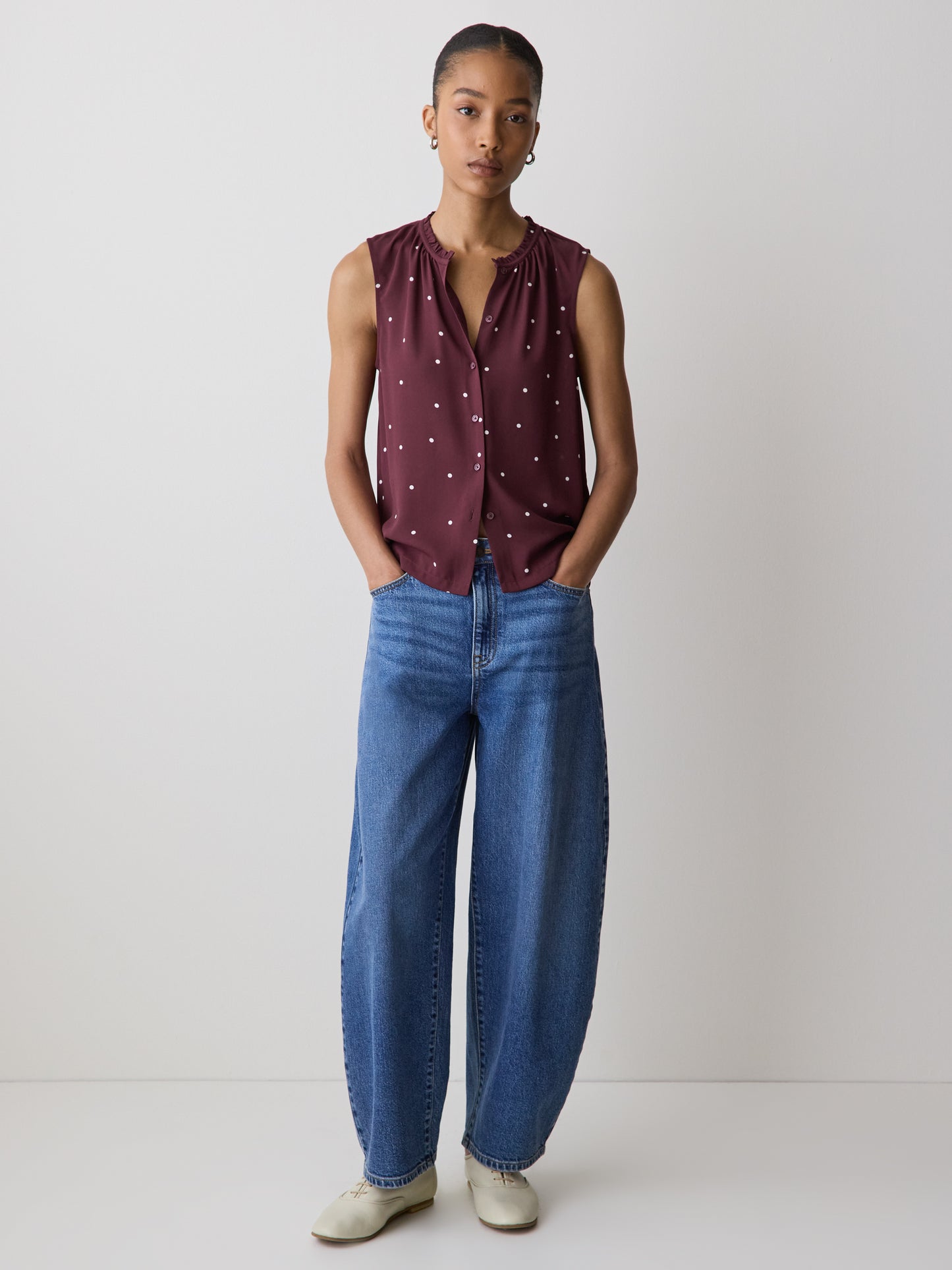 Sleeveless Buttoned-Down Blouse with Ruffled Trim