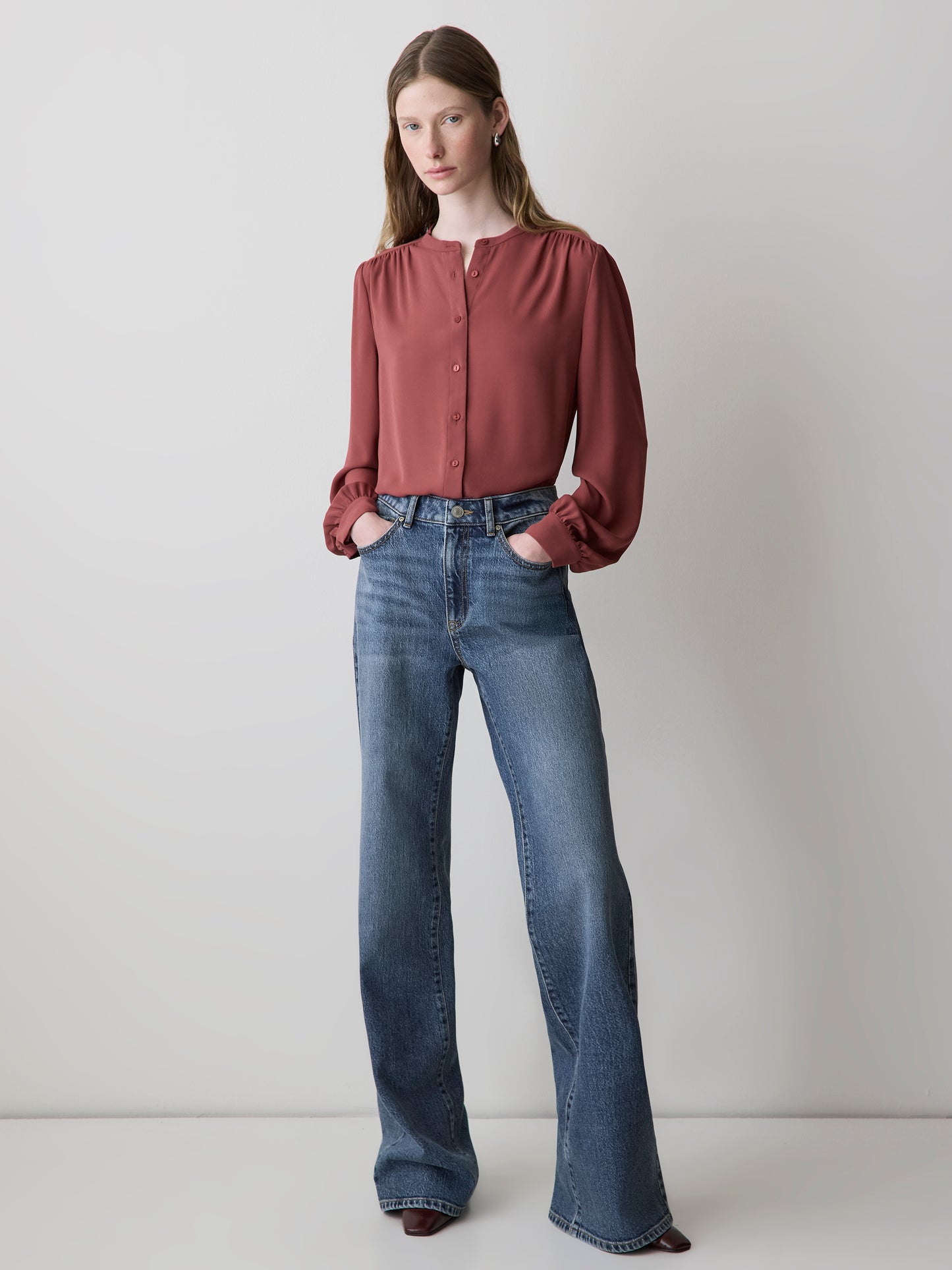 Silky Crepe Long-Sleeve Buttoned-Down Blouse