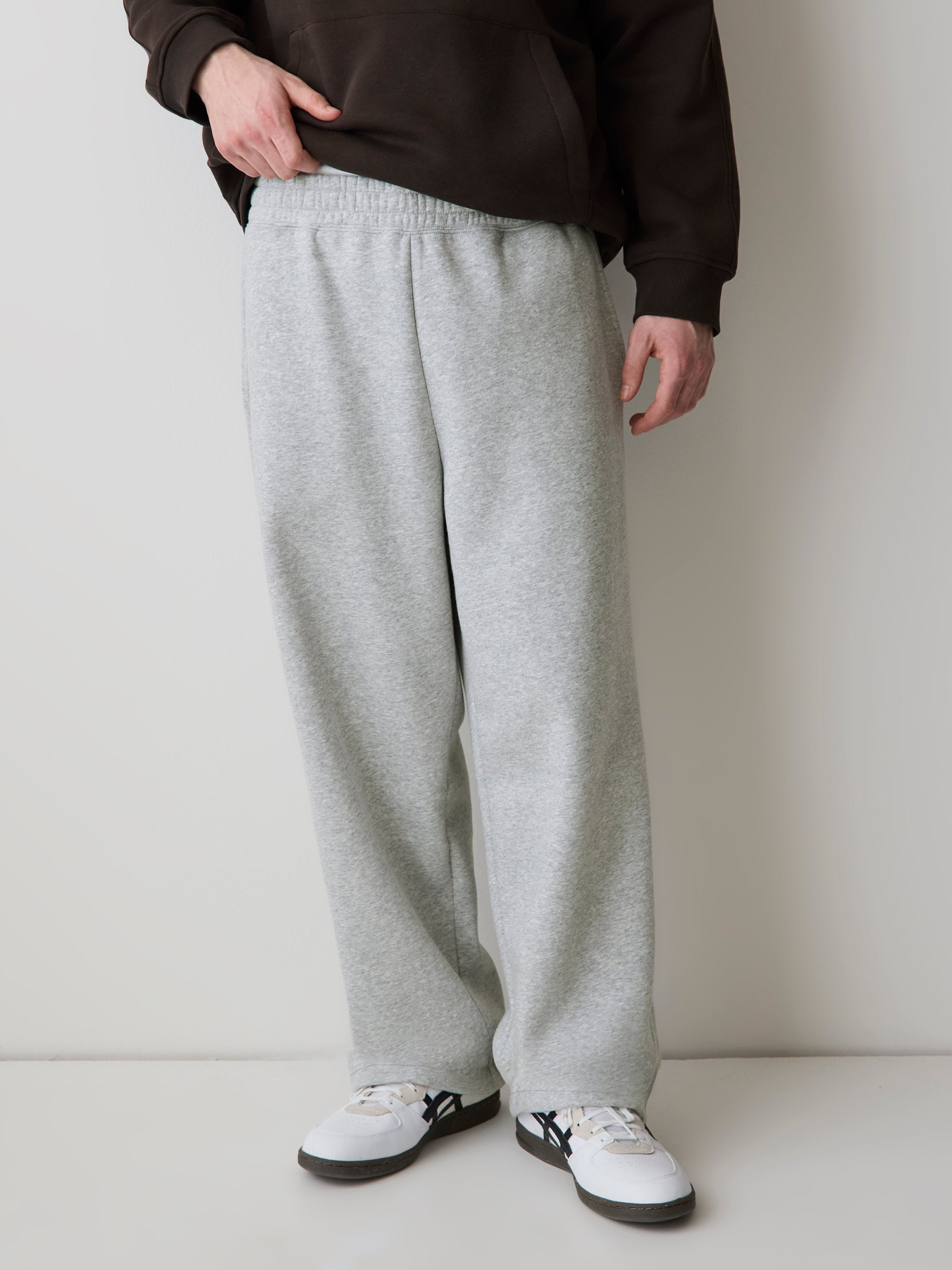Wide-Leg Fleece Jogger Pants