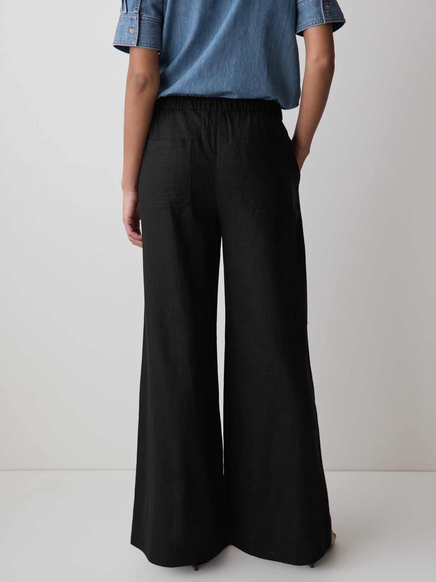 Linen Mid-Rise Wide-Leg Pant
