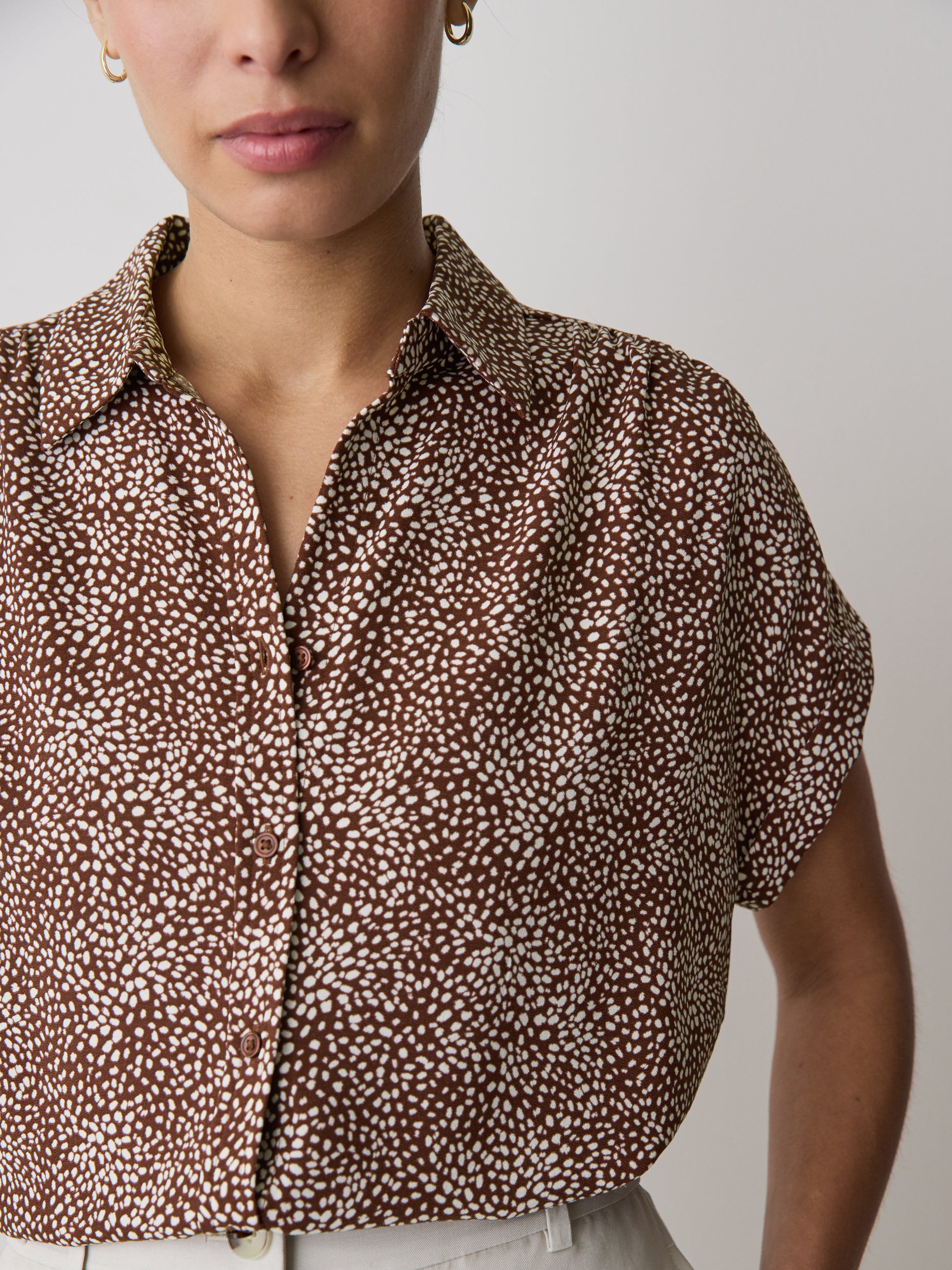 Short-Sleeve Buttoned-Down Blouse