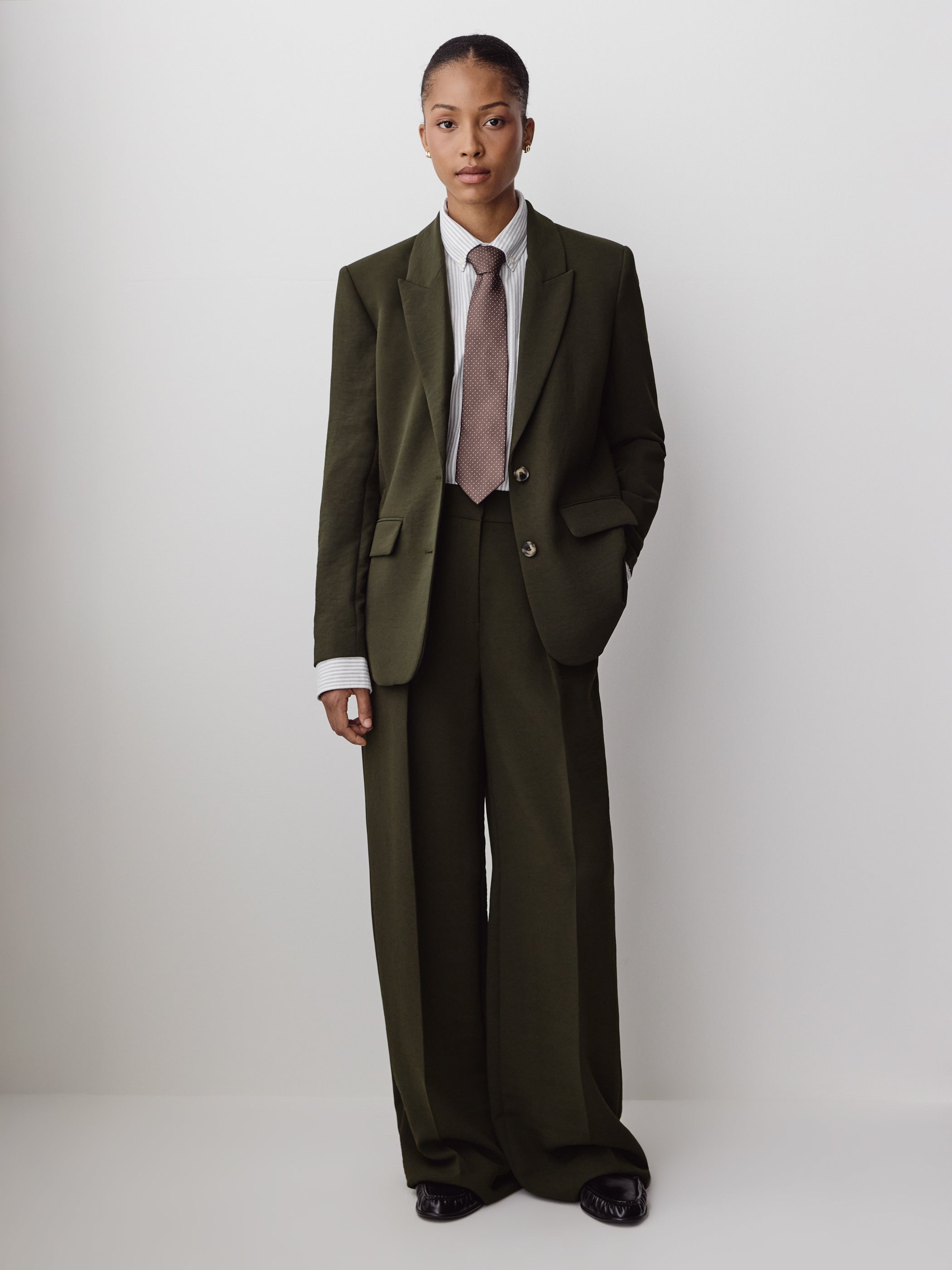 Wide-Leg High-Rise Pant