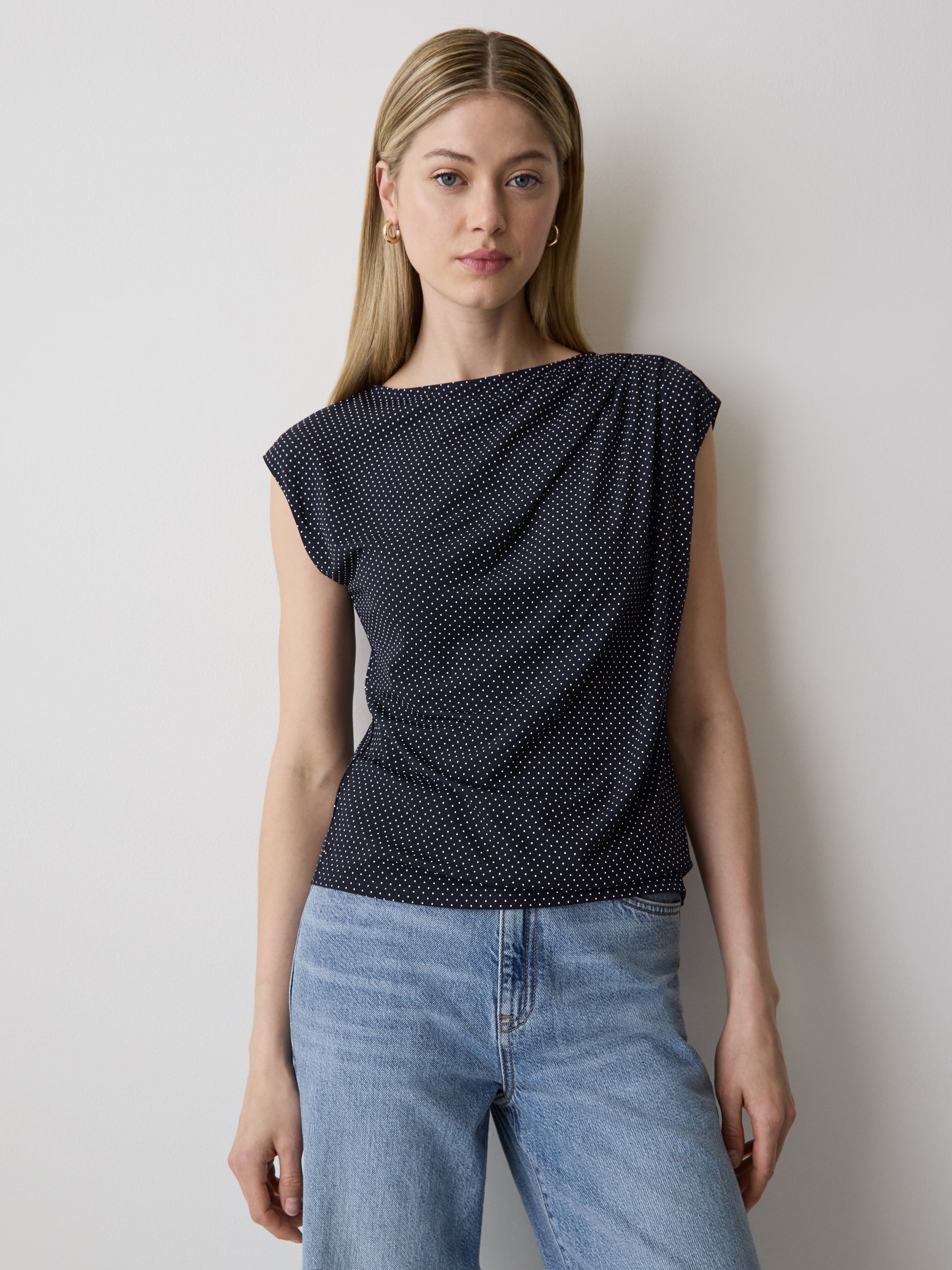 Knit Blouse Pleated Extended Sleeve