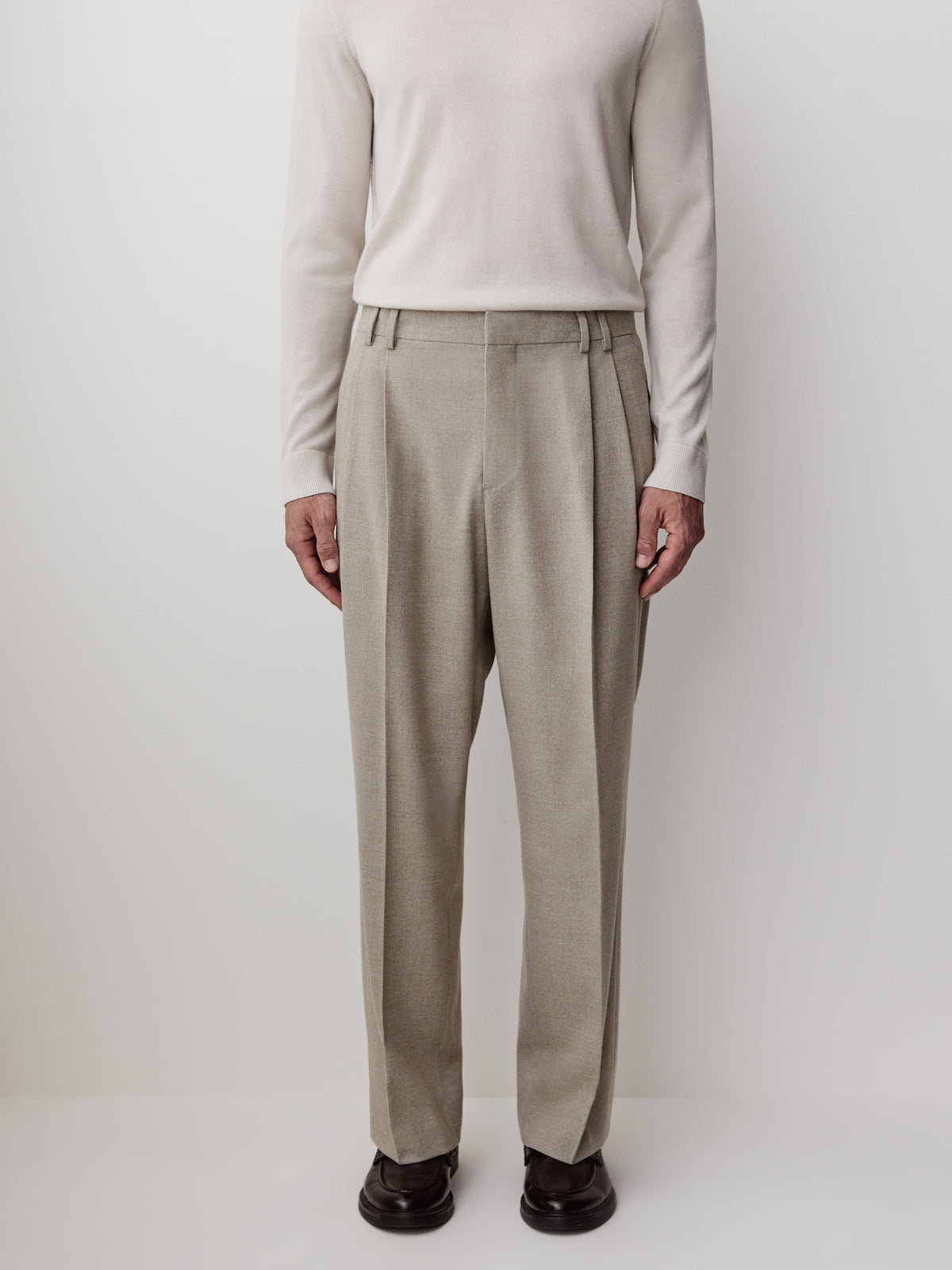 Straight Fit Brushed Oat Pleated Pants