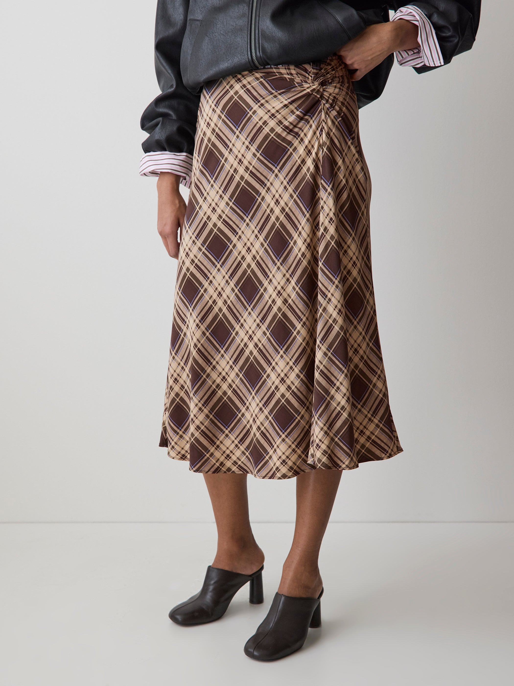 Jupe Midi à Coupe A à Taille Haute Cintrée avec Détail Noué