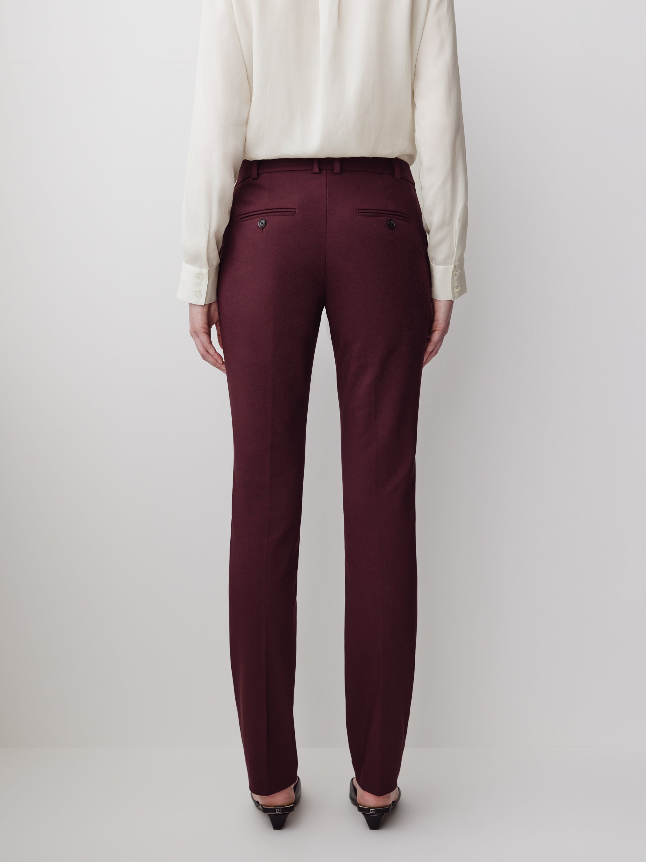 Mid-Rise Slim-Leg Signature Pant