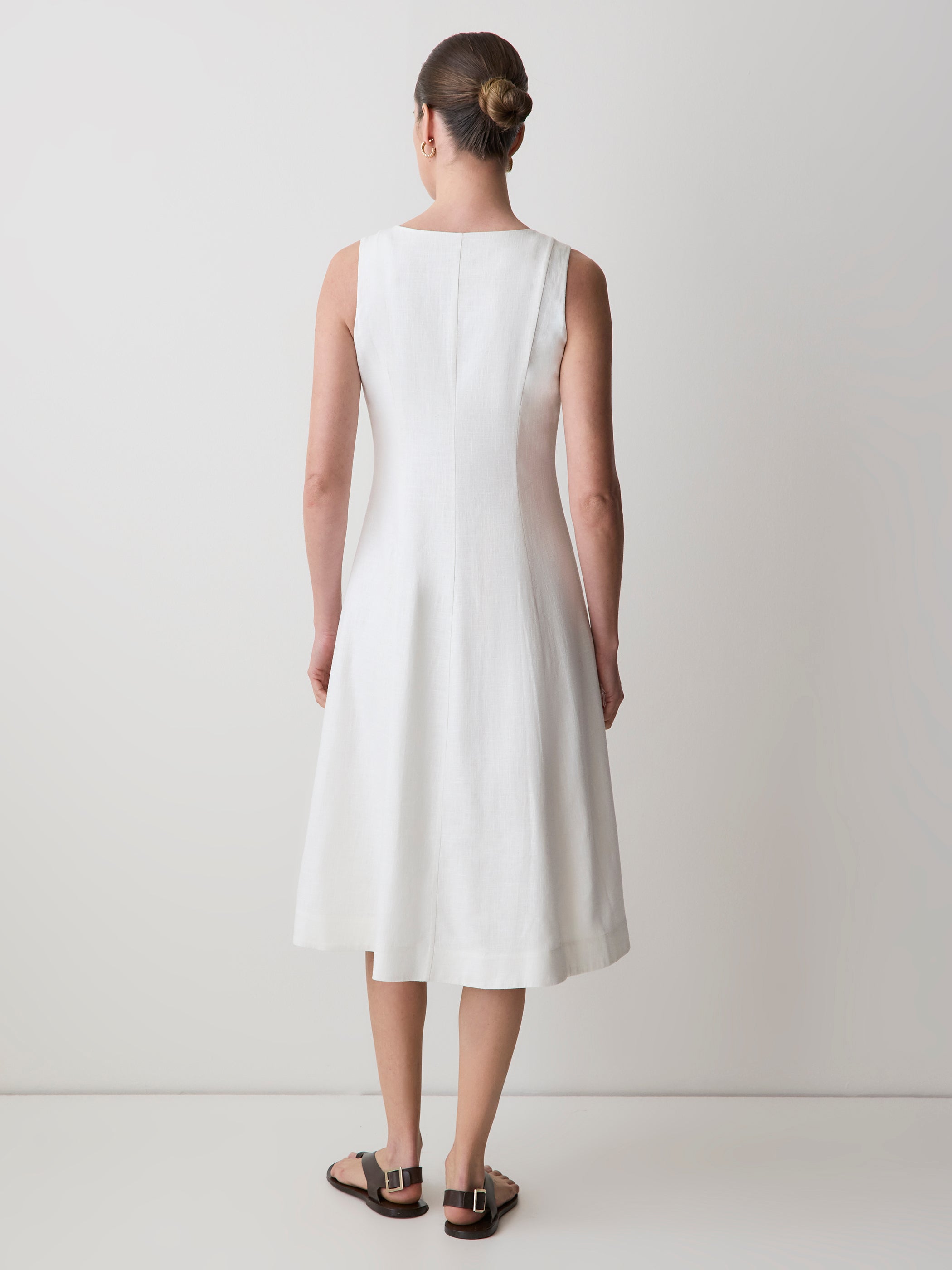 Sleeveless Crew-Neck Linen-Blend Midi Dress