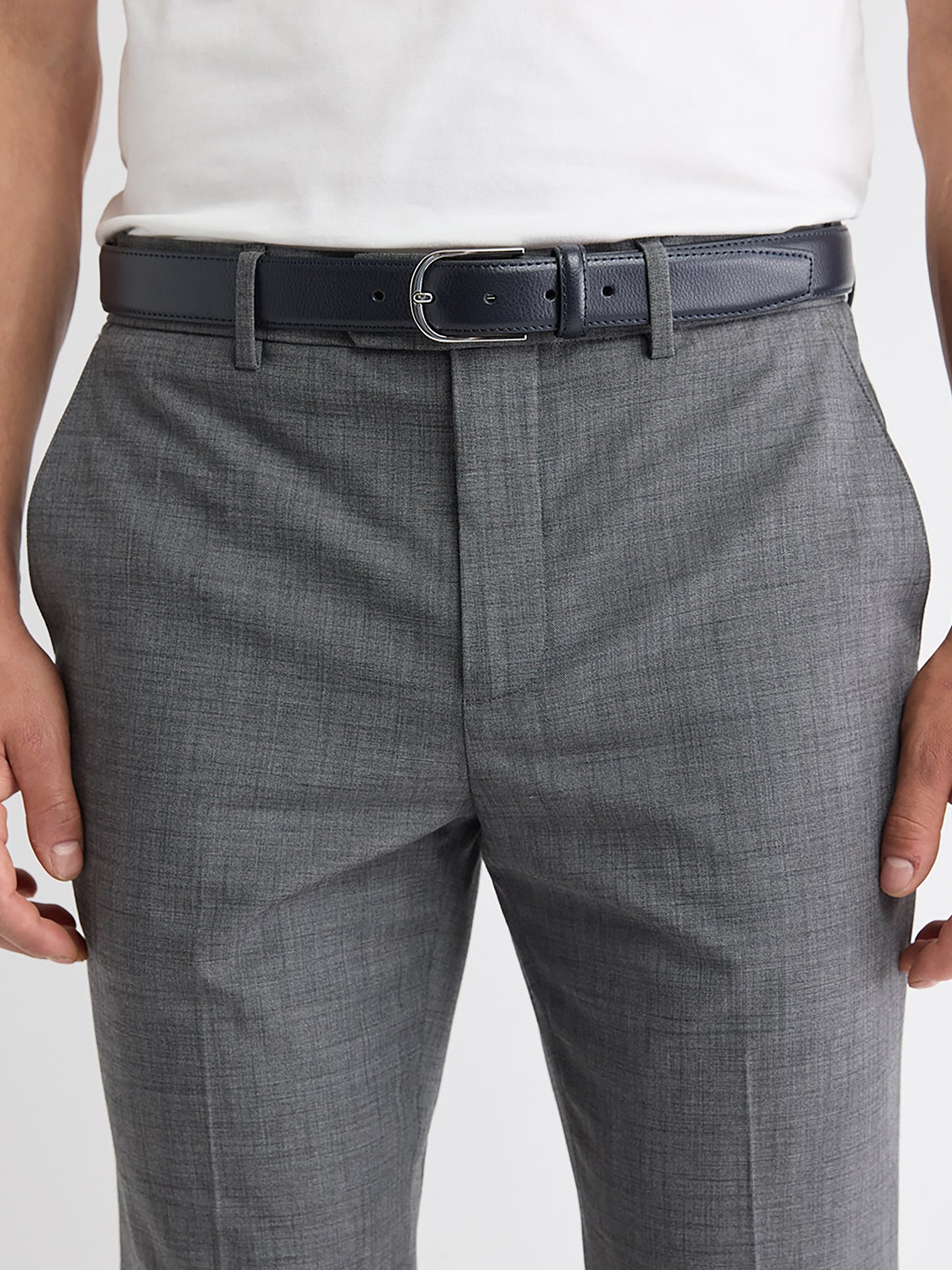 Dressy Leather Belt with Round Buckle