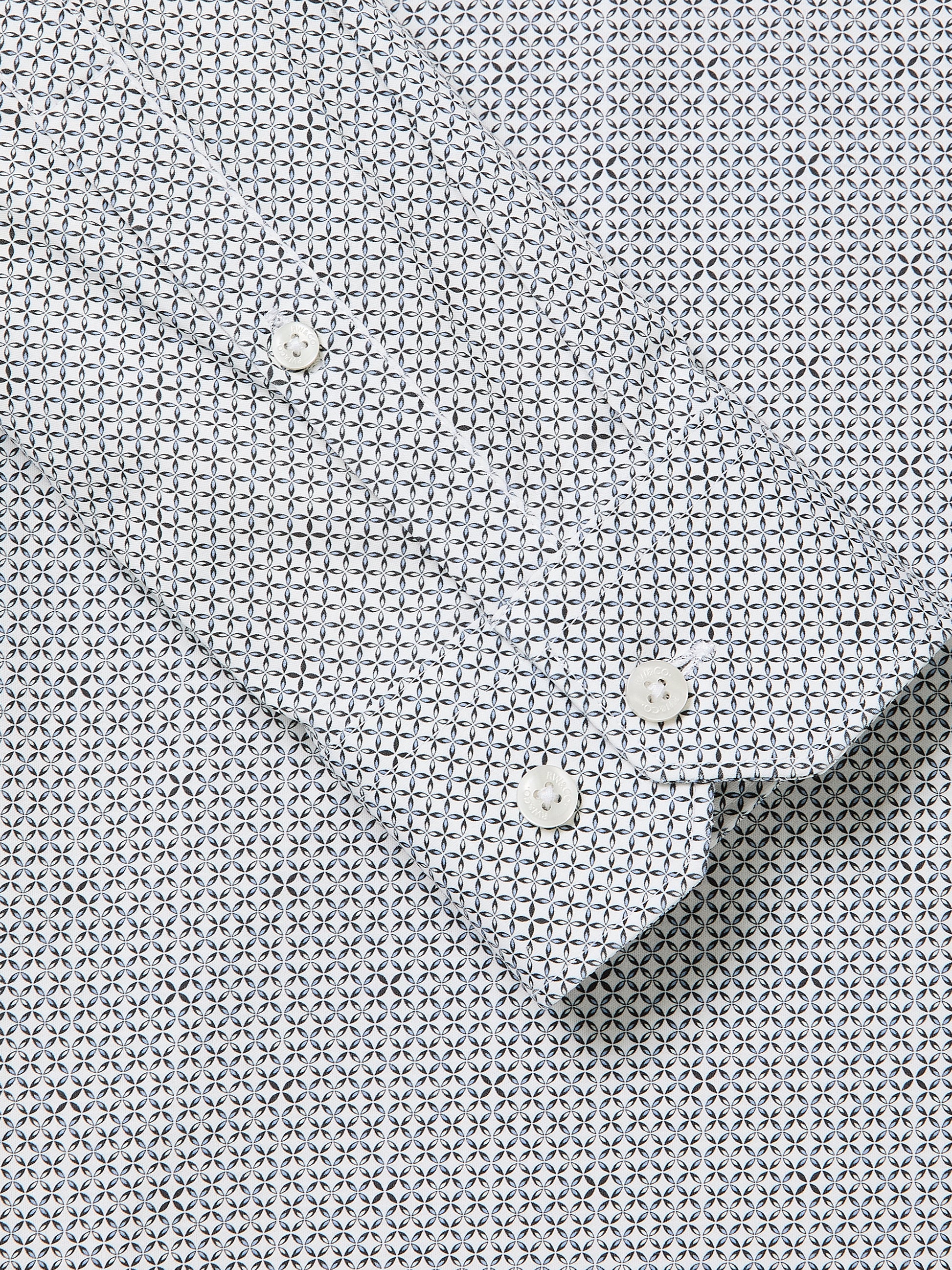Slim Fit Cotton Knit Shirt with Tailored Collar