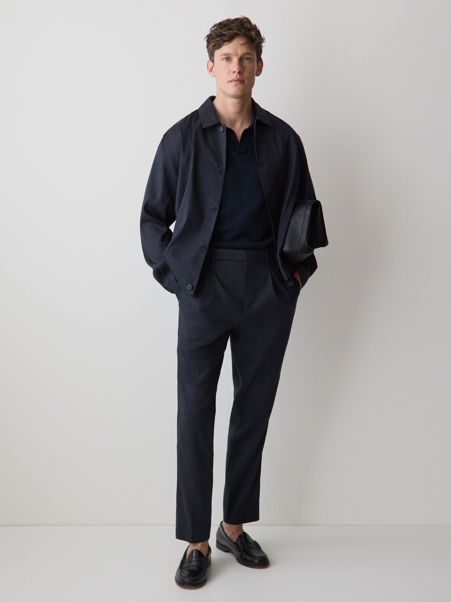 Linen-Blend Tapered-Leg Pleated Pant