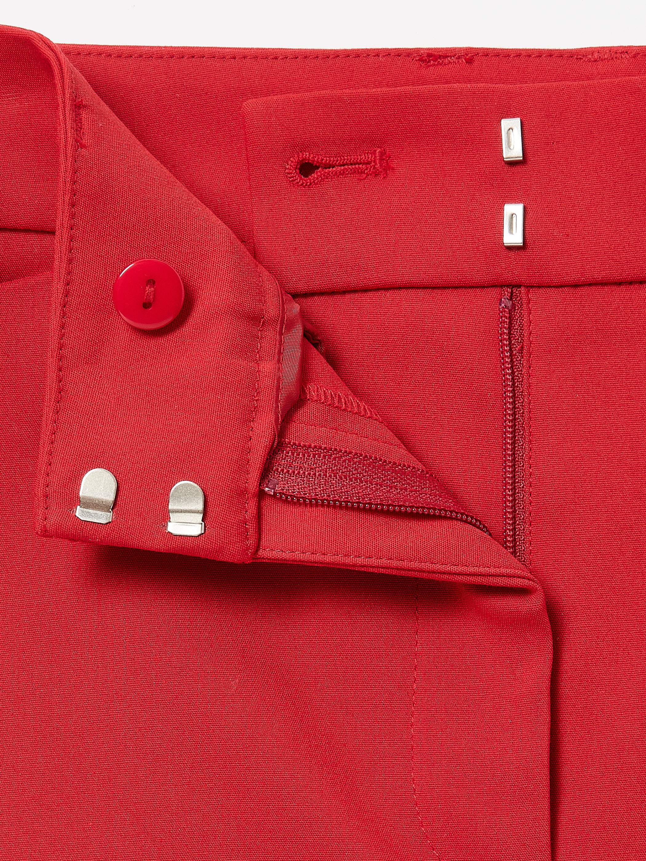 Limitless Mid-Rise Slim-Leg Signature Fit 7/8 Pant
