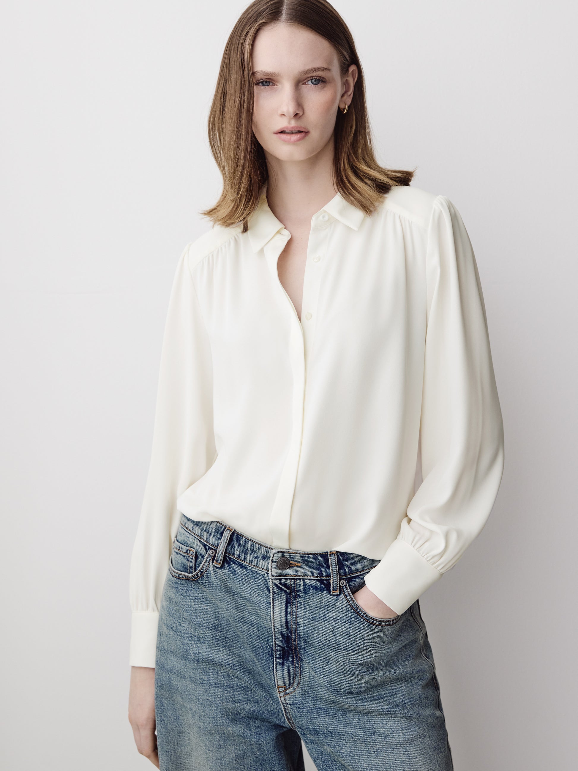 Silky Crepe Long-Sleeve Buttoned-Down Blouse