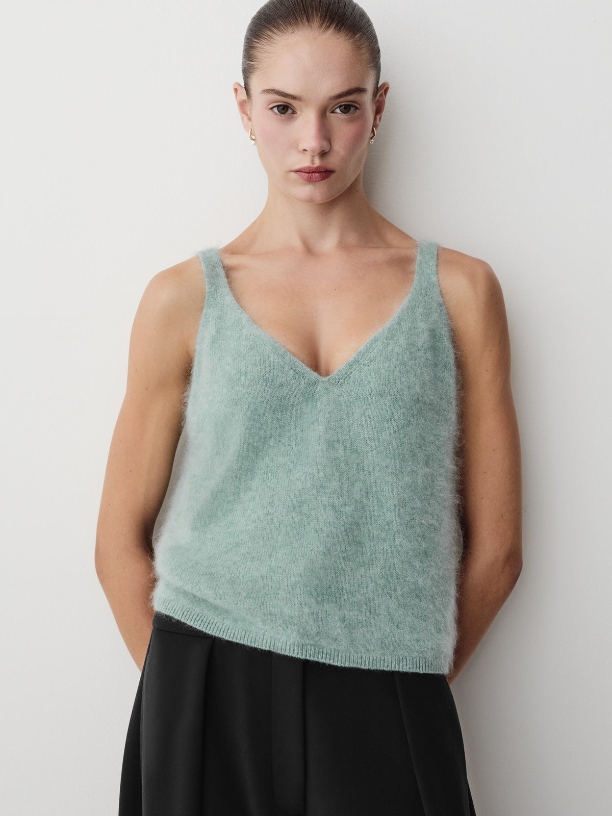 V-Neck Hairy Merino Tank