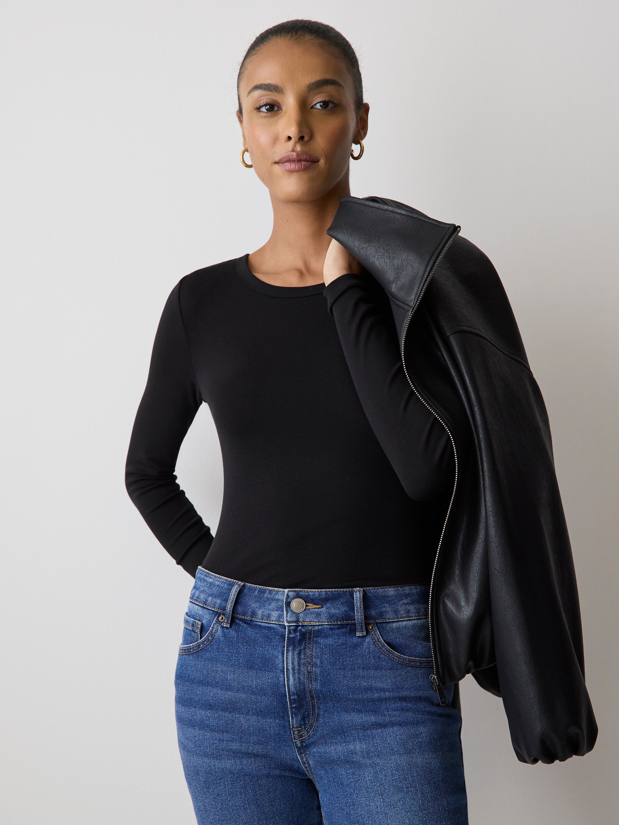 T-Shirt Côtelé Ajusté à Manches Longues et Col Rond en Tricot Luxueux