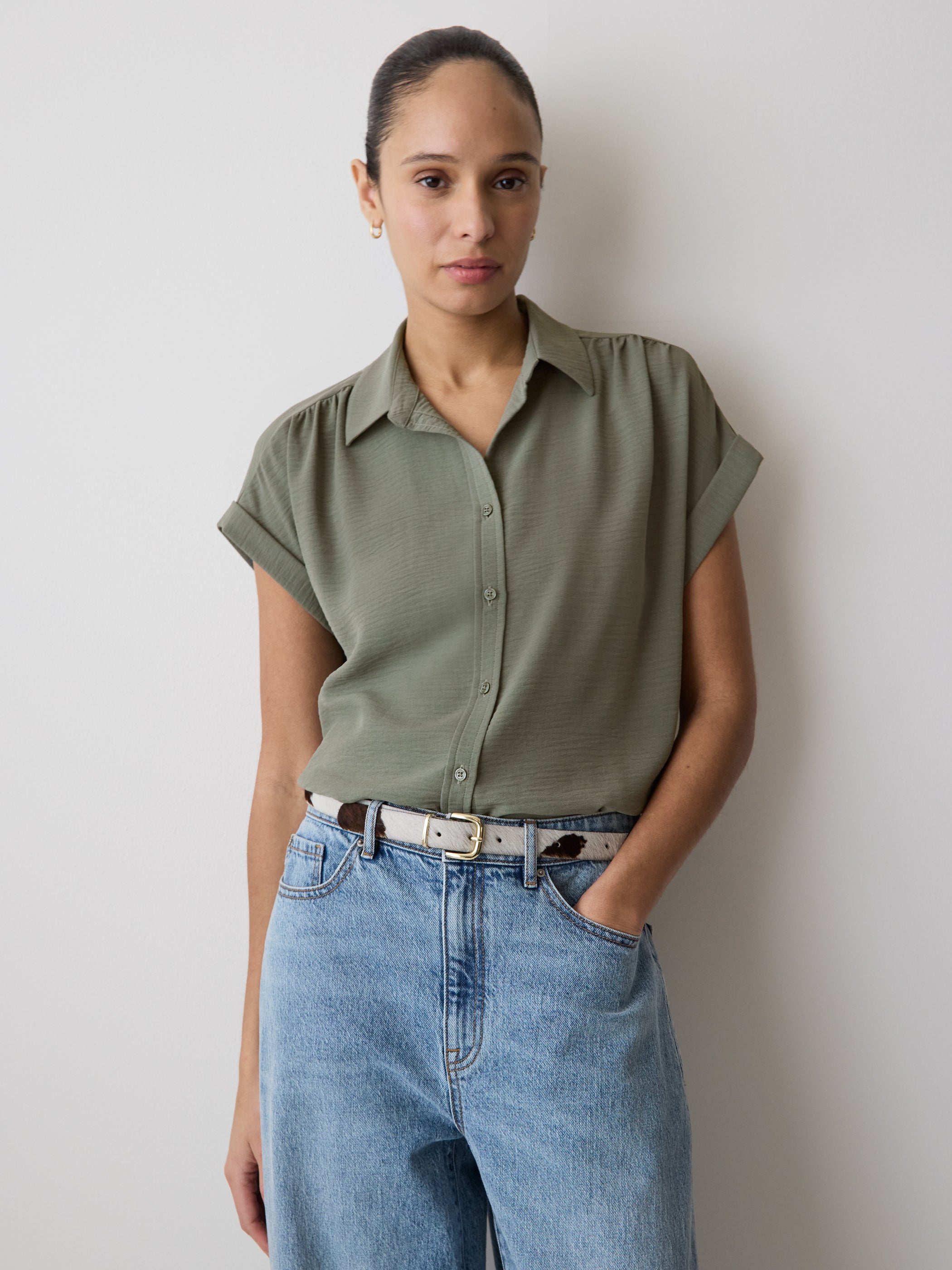Short-Sleeve Buttoned-Down Blouse