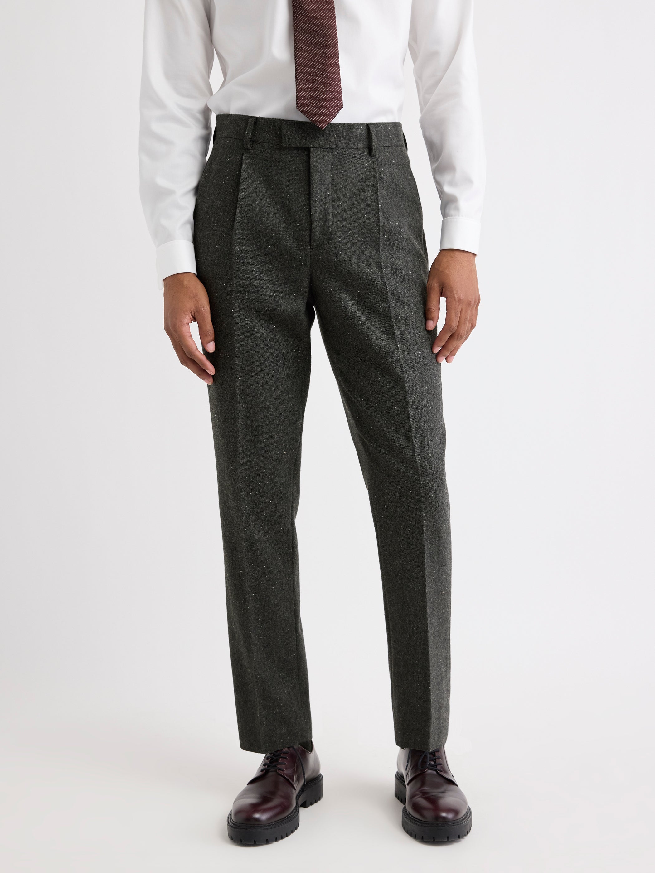 Pleated Tapered-Leg Tweed Suit Pant