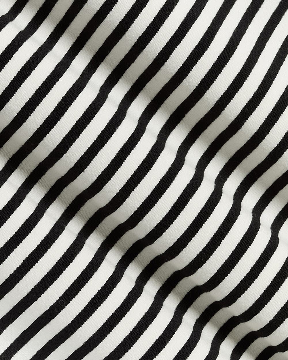 T-Shirt Classique à Manches Courtes et Col V