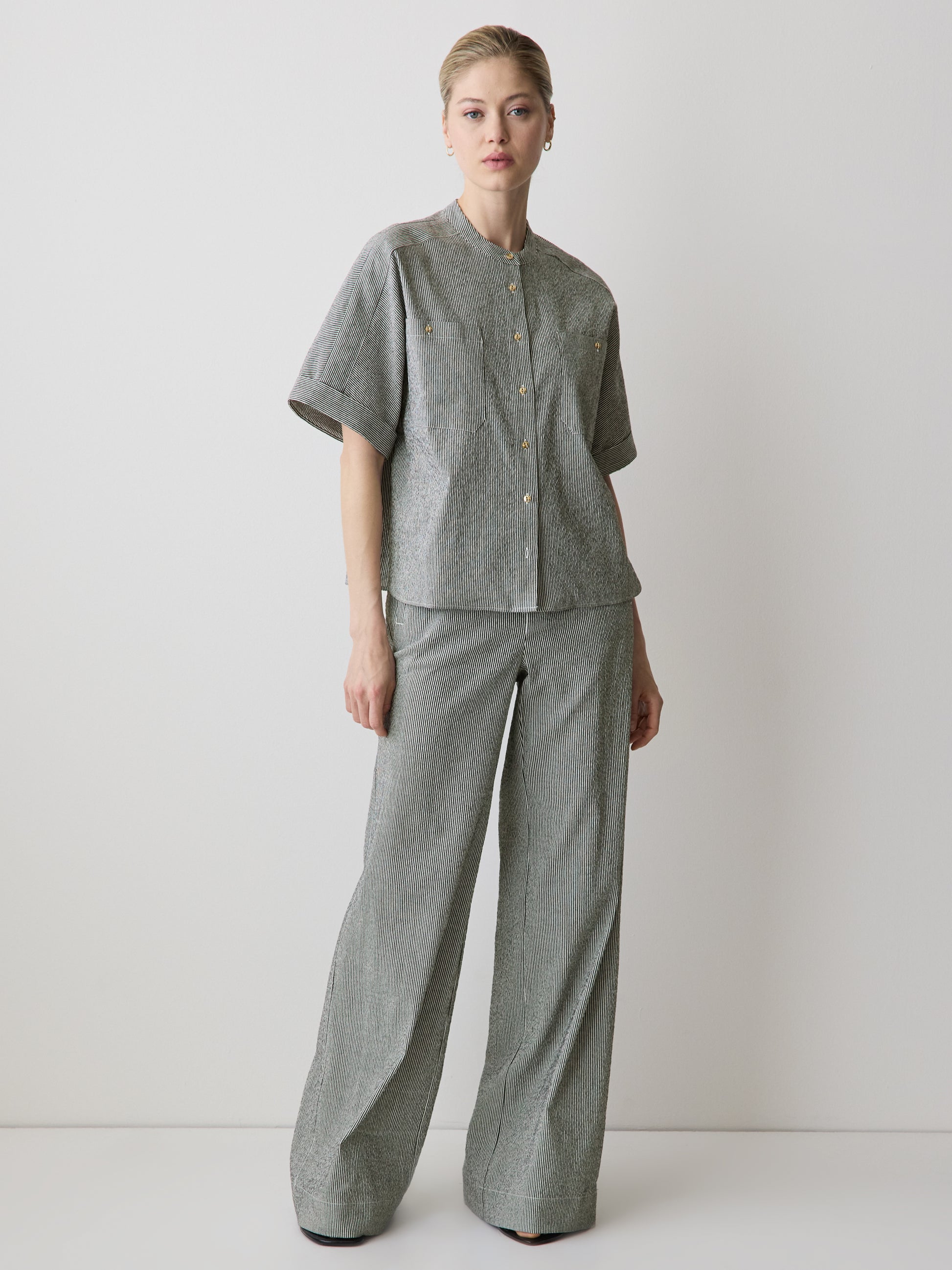 Woven Wide Leg Pant Mid Rise Pull-On Seersucker Stripe