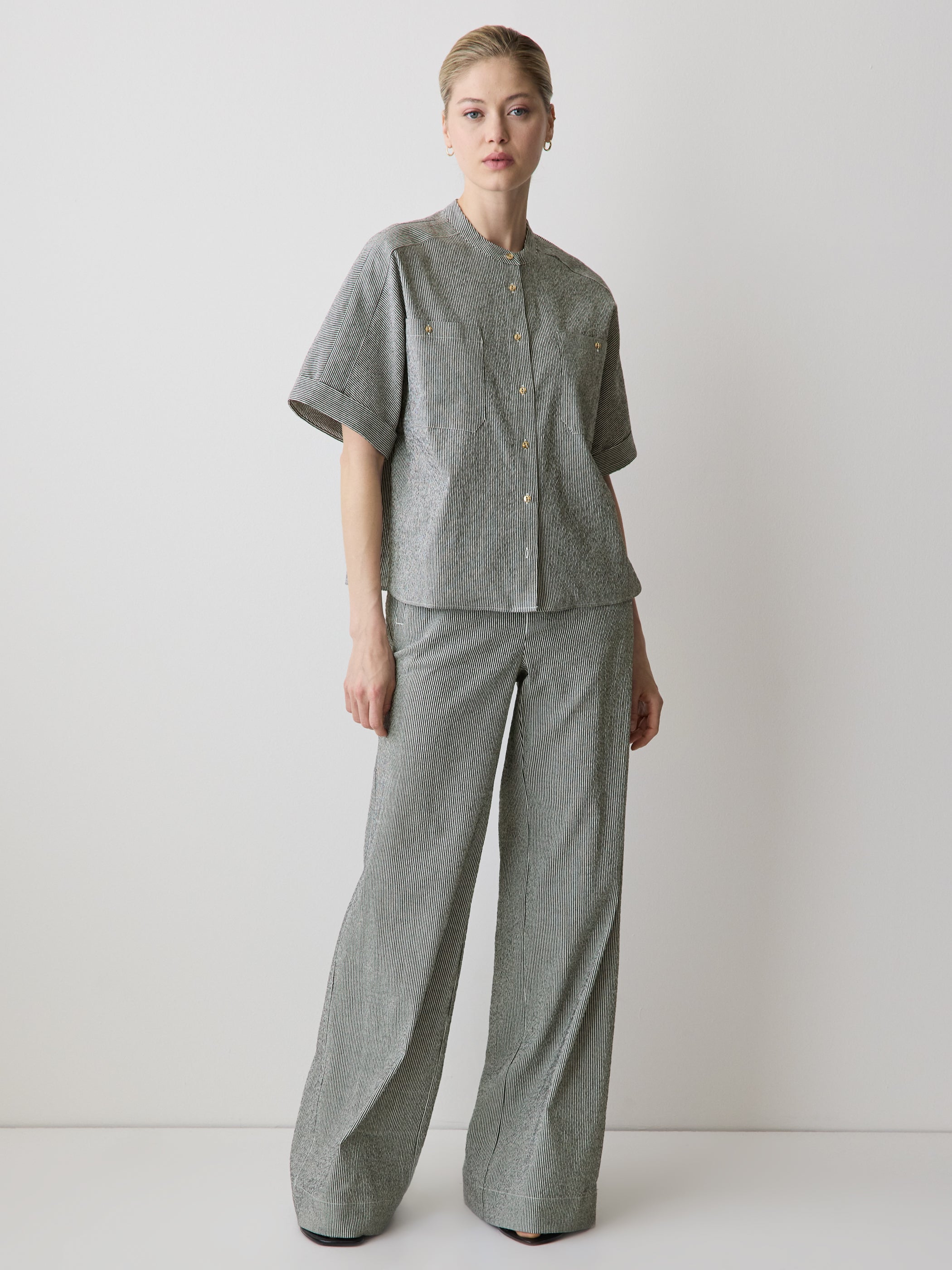 Woven Wide Leg Pant Mid Rise Pull-On Seersucker Stripe