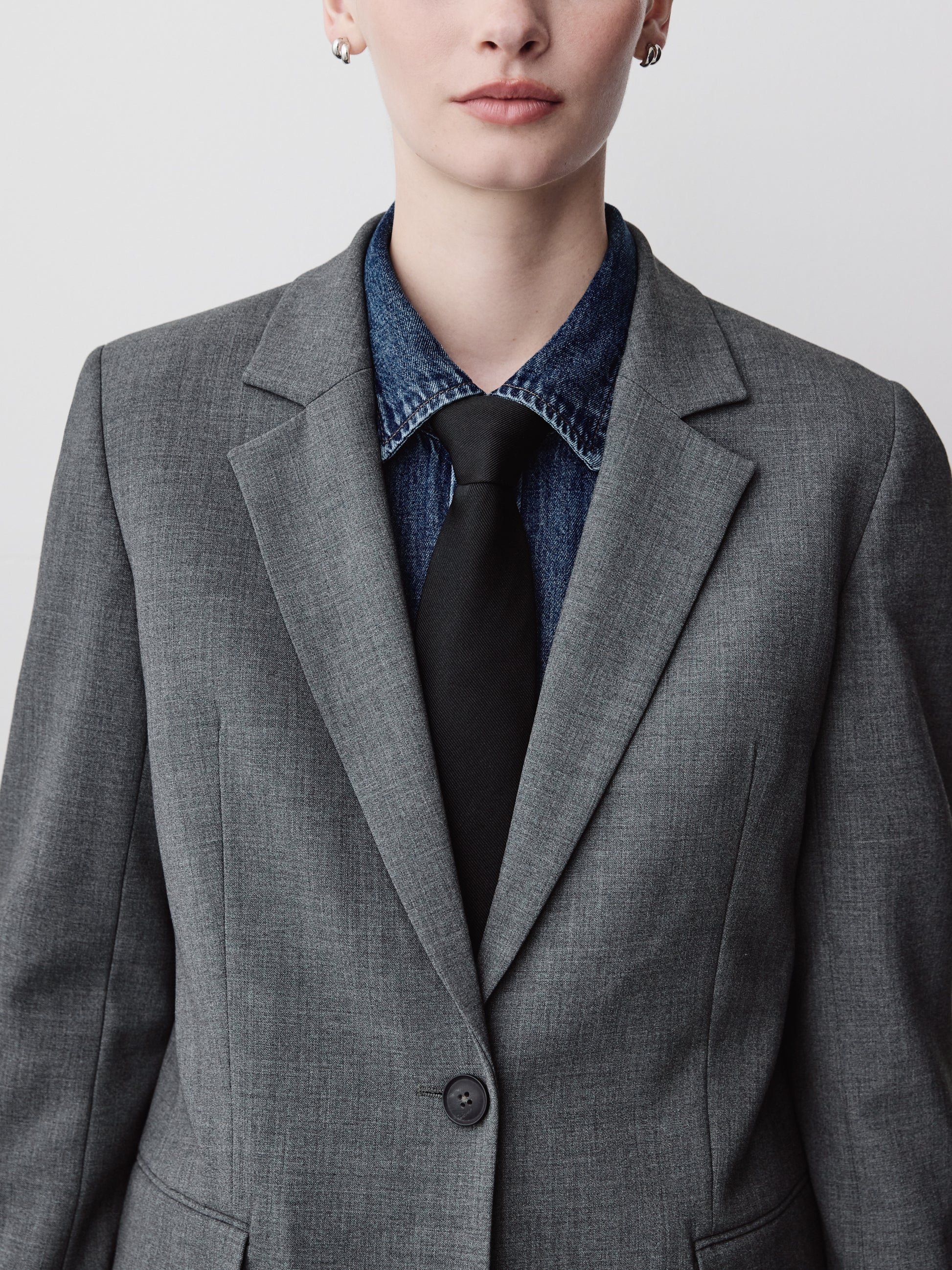 Relaxed-Fit Two-Button Twill Blazer