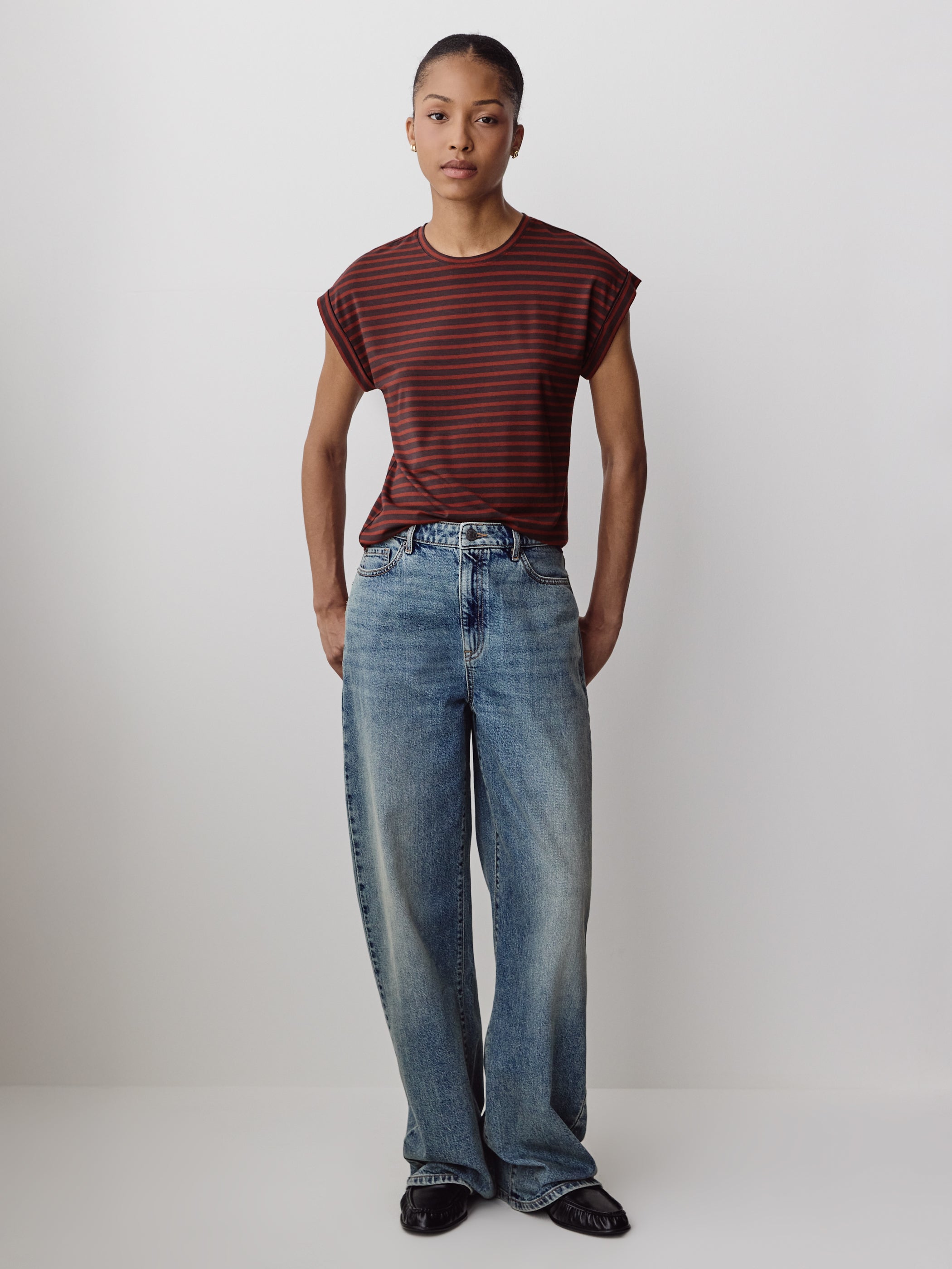 Extended-Sleeve Crew-Neck Tee