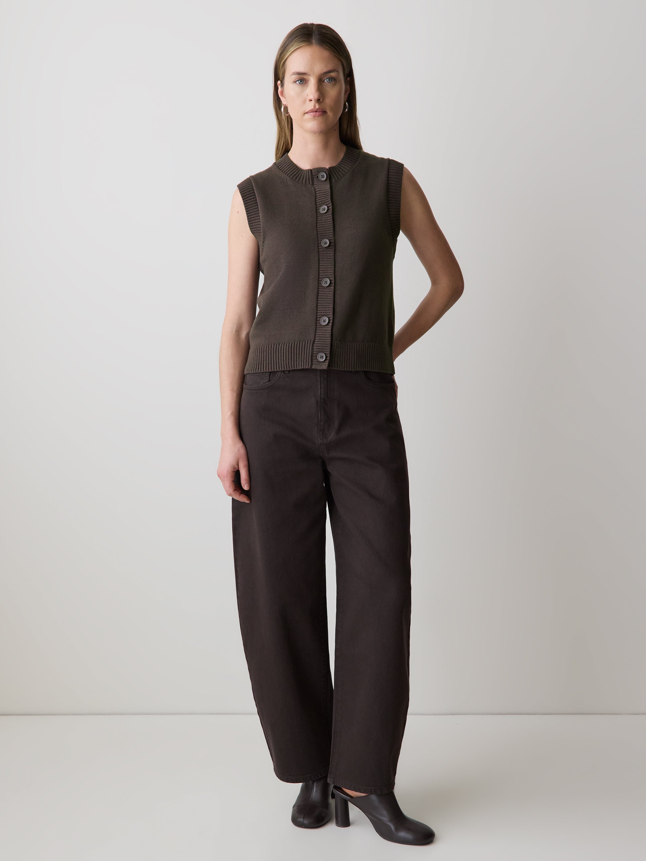 High-Rise Barrel Jeans