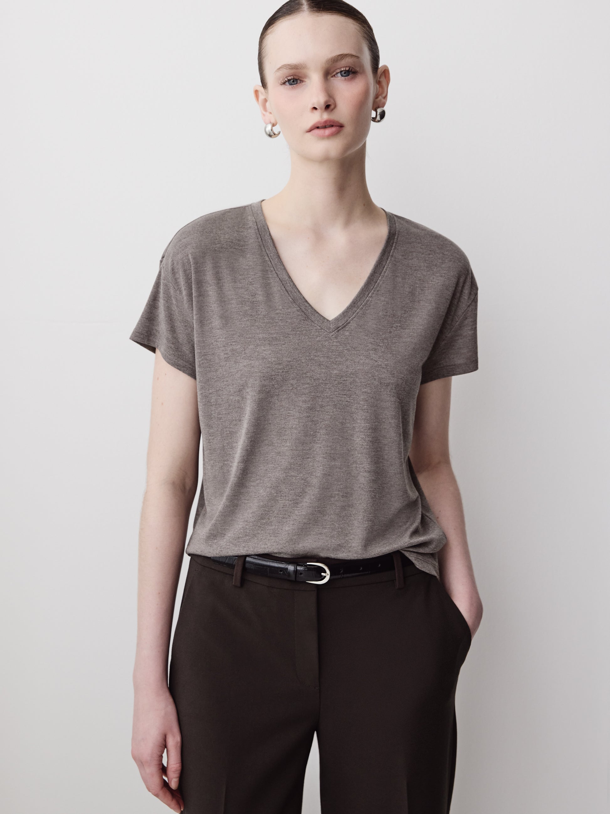Knit Pullover V-Neck Tee Silk Blend