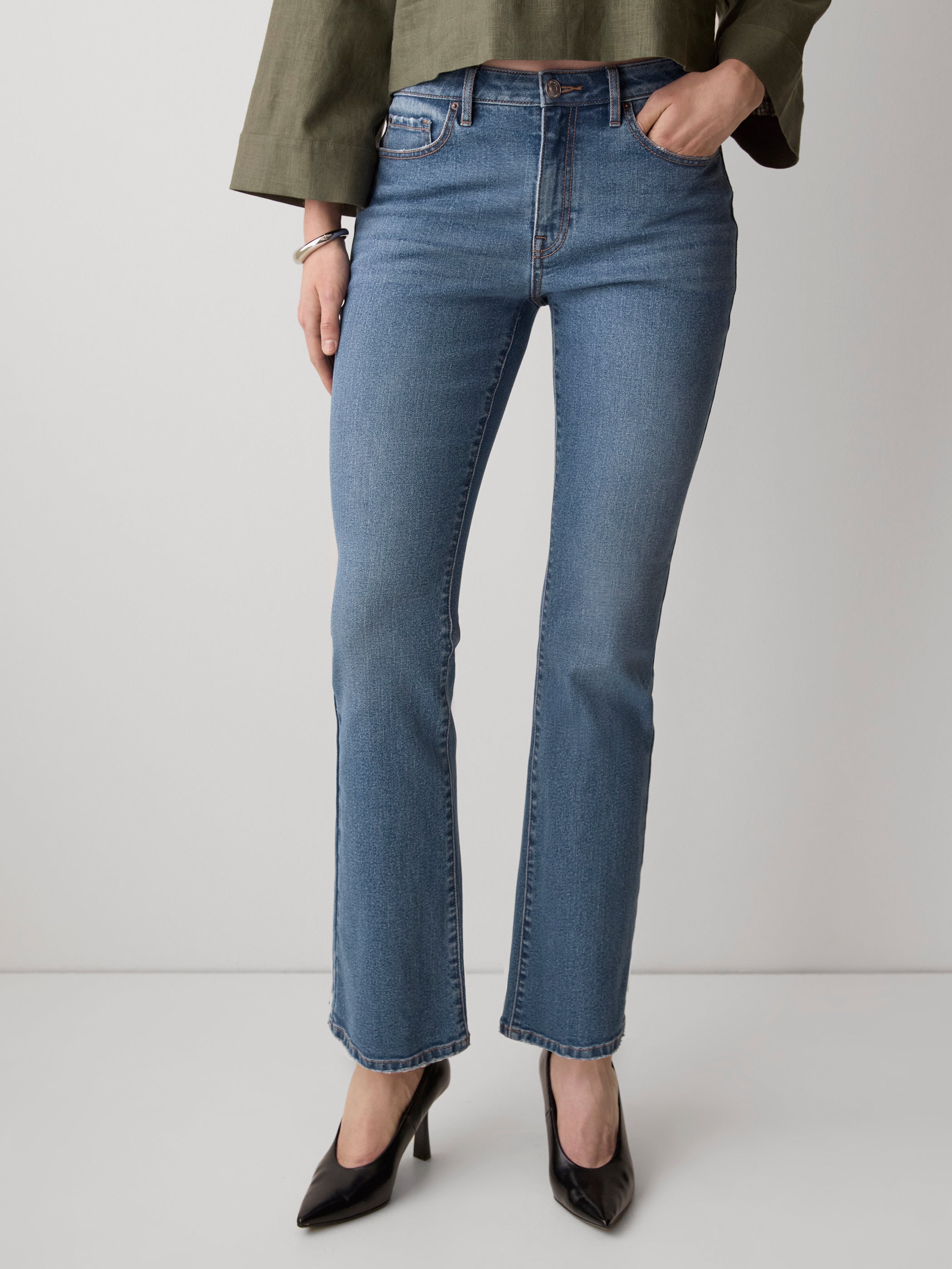 Jeans Bootcut à Taille Mi-Haute