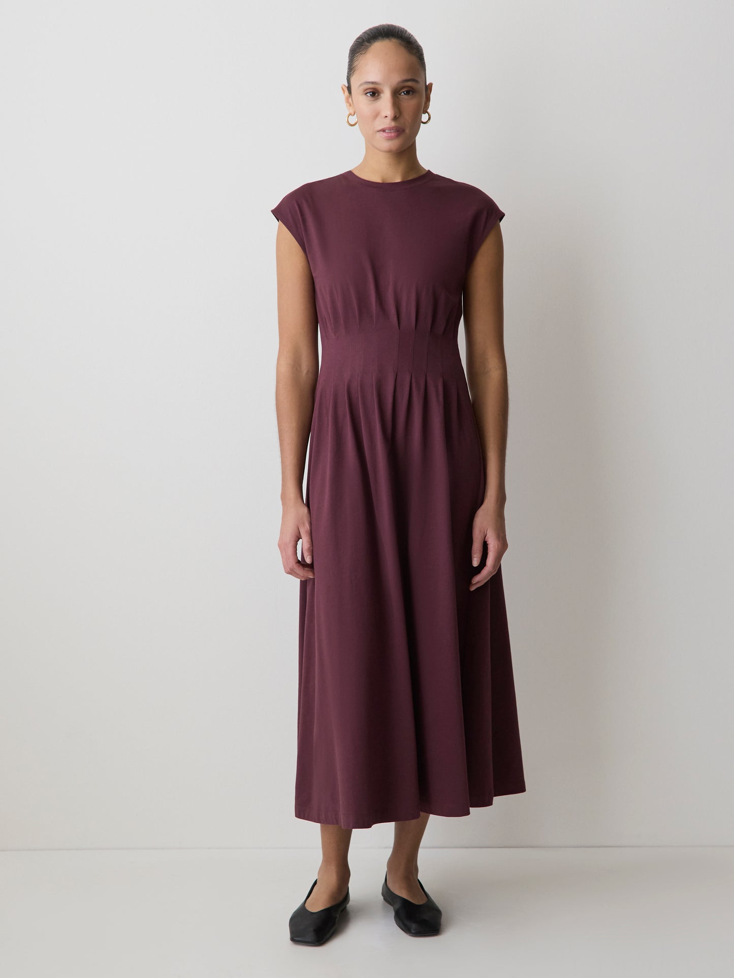 Extended-Sleeve Crew-Neck Midi Dress with Pintucks