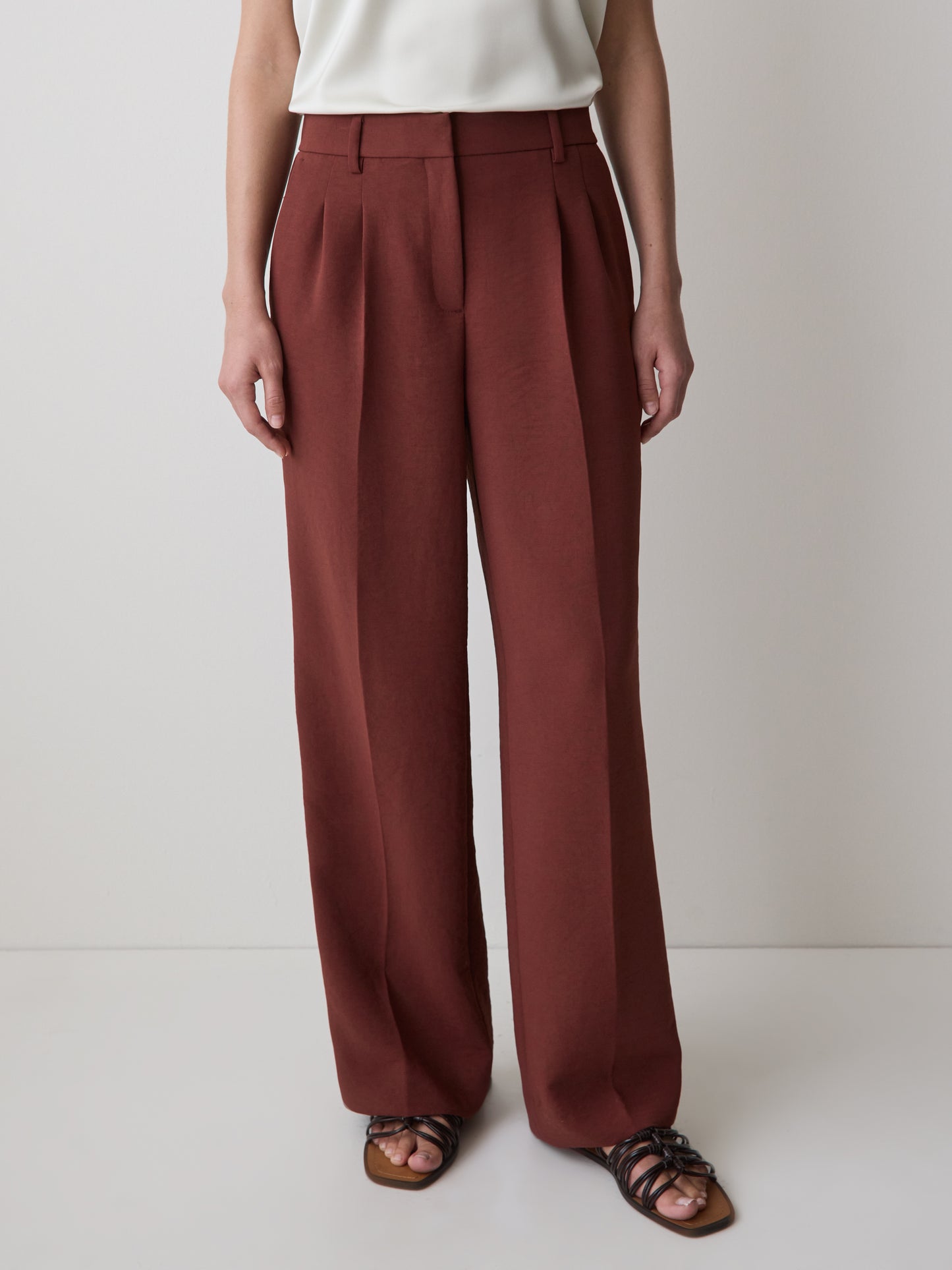 High-Rise Wide-Leg Pant
