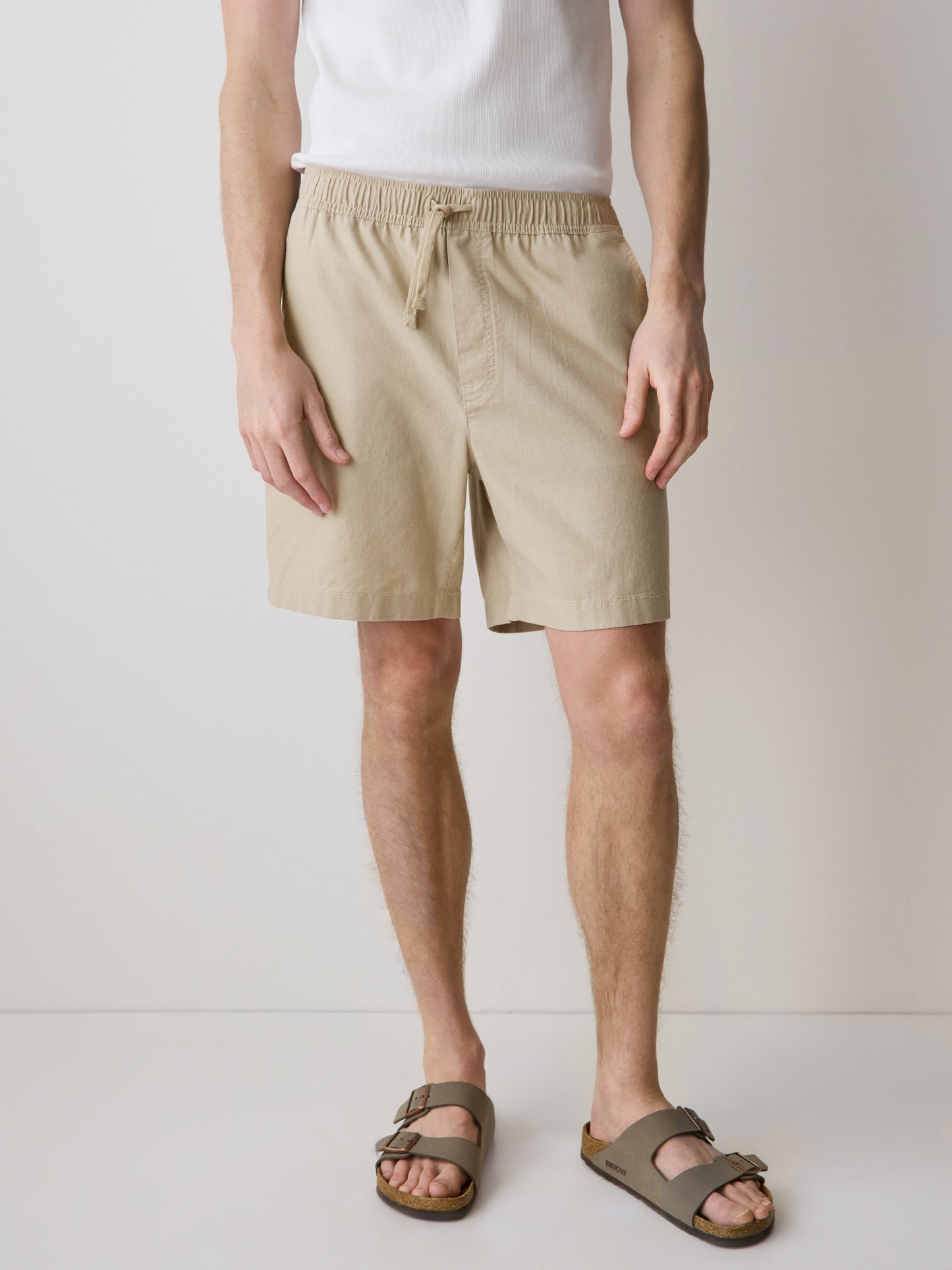 Linen-Blend Shorts with Elastic Waistband