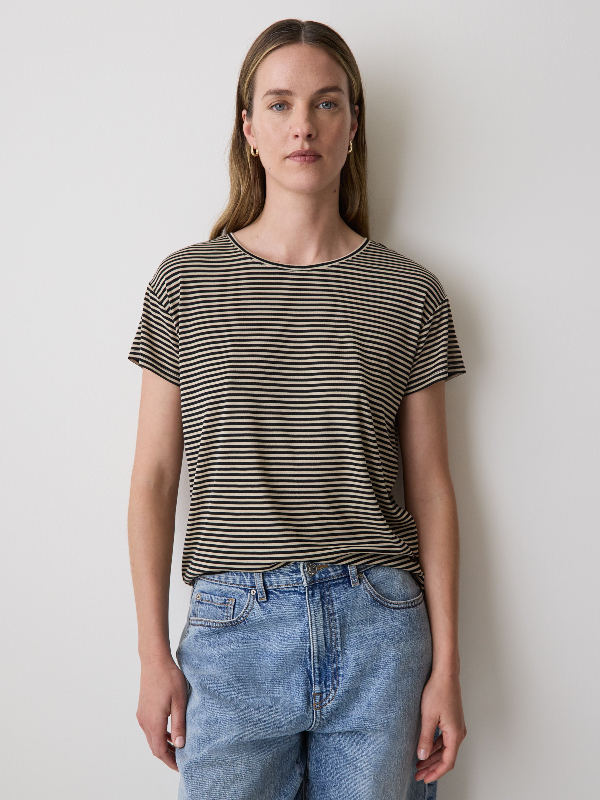 Short-Sleeve Crew-Neck Boxy Tee