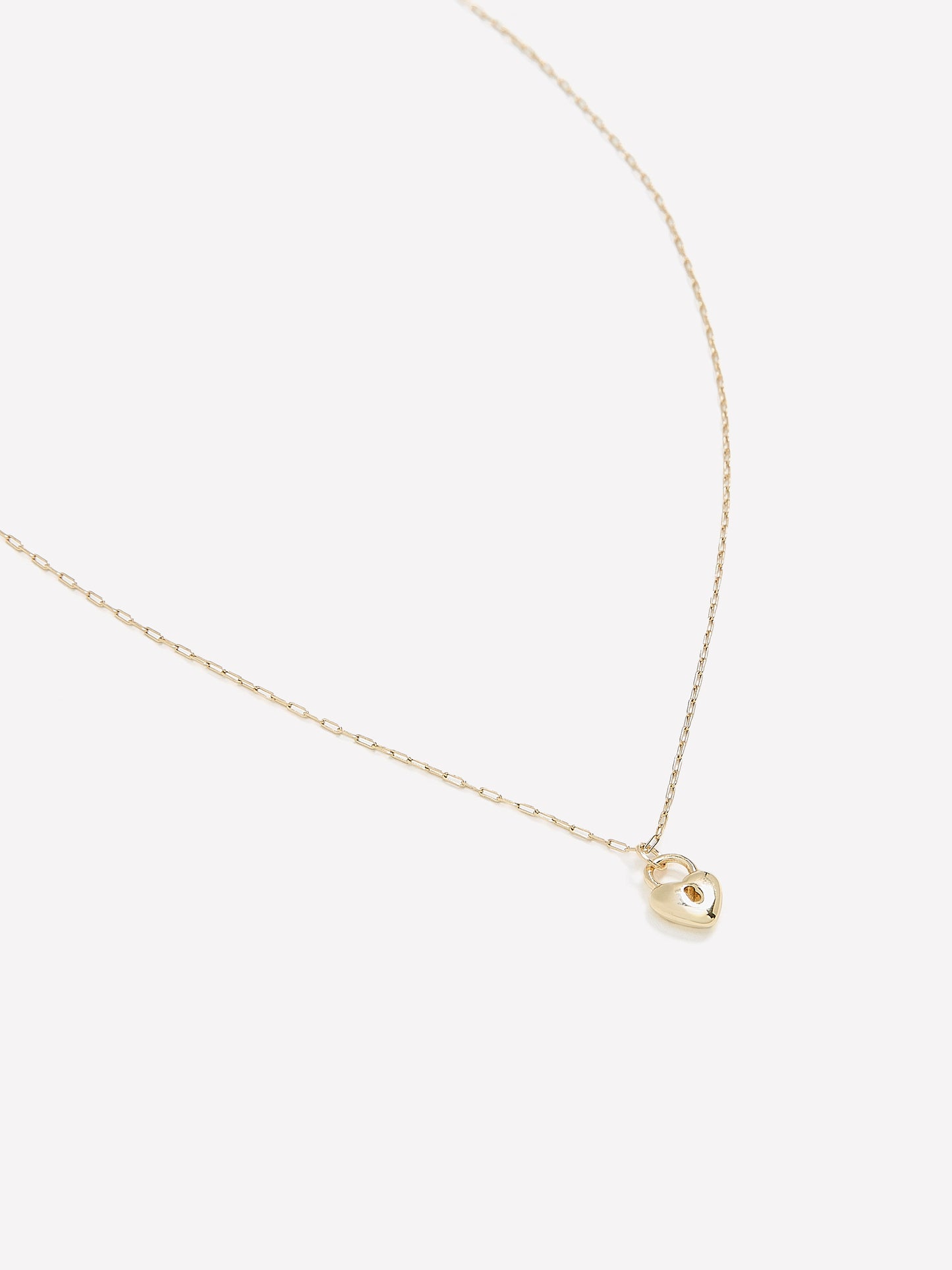 Chaîne Délicate avec Pendentif Cadenas en Coeur