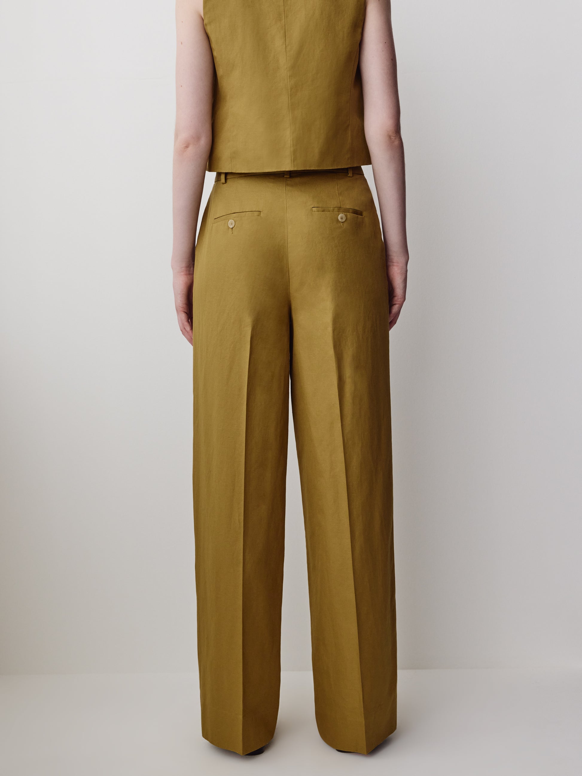 Wide-Leg High-Rise Linen-Blend Pant