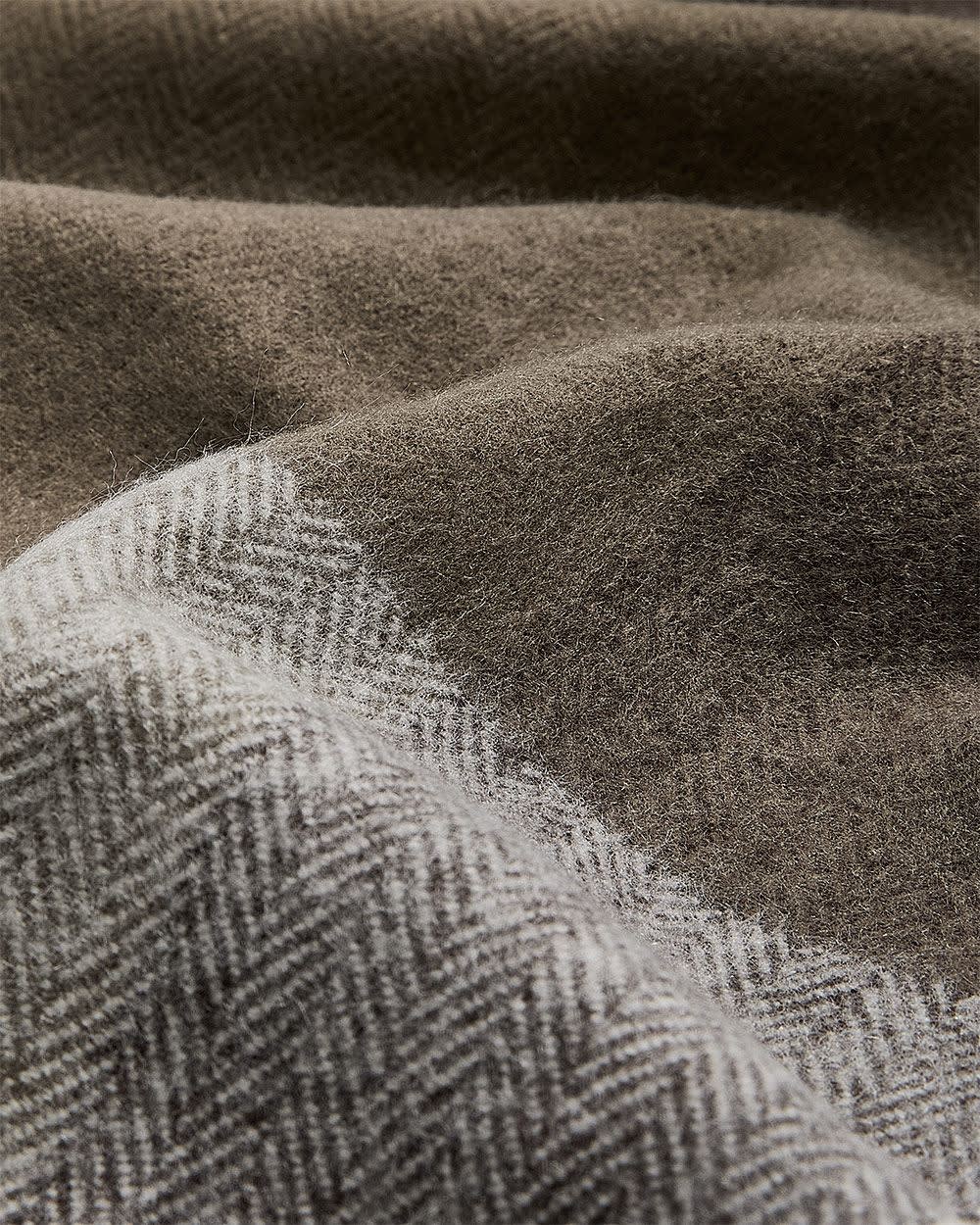 Foulard Carreauté avec Franges