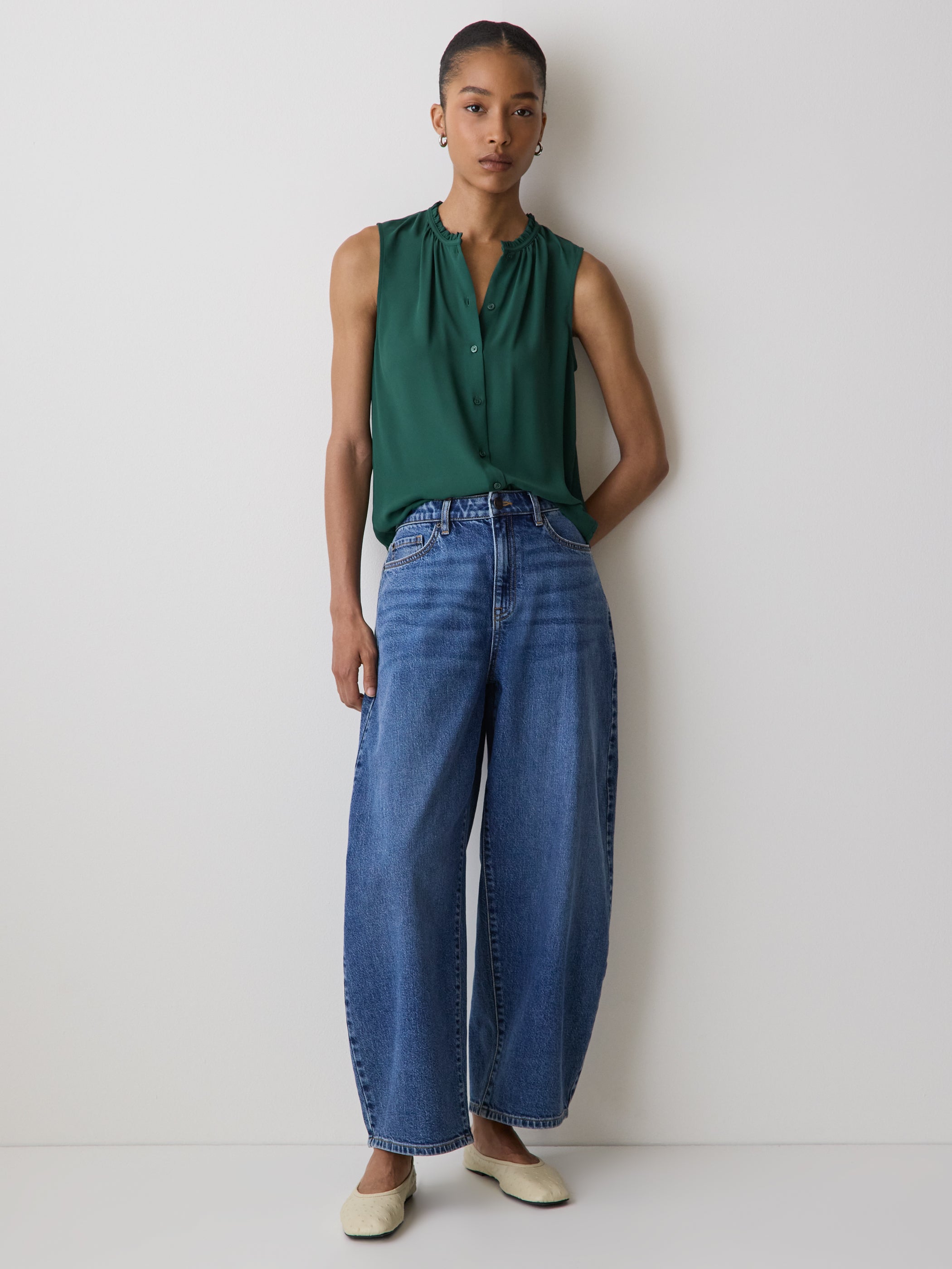 Sleeveless Buttoned-Down Blouse with Ruffled Trim