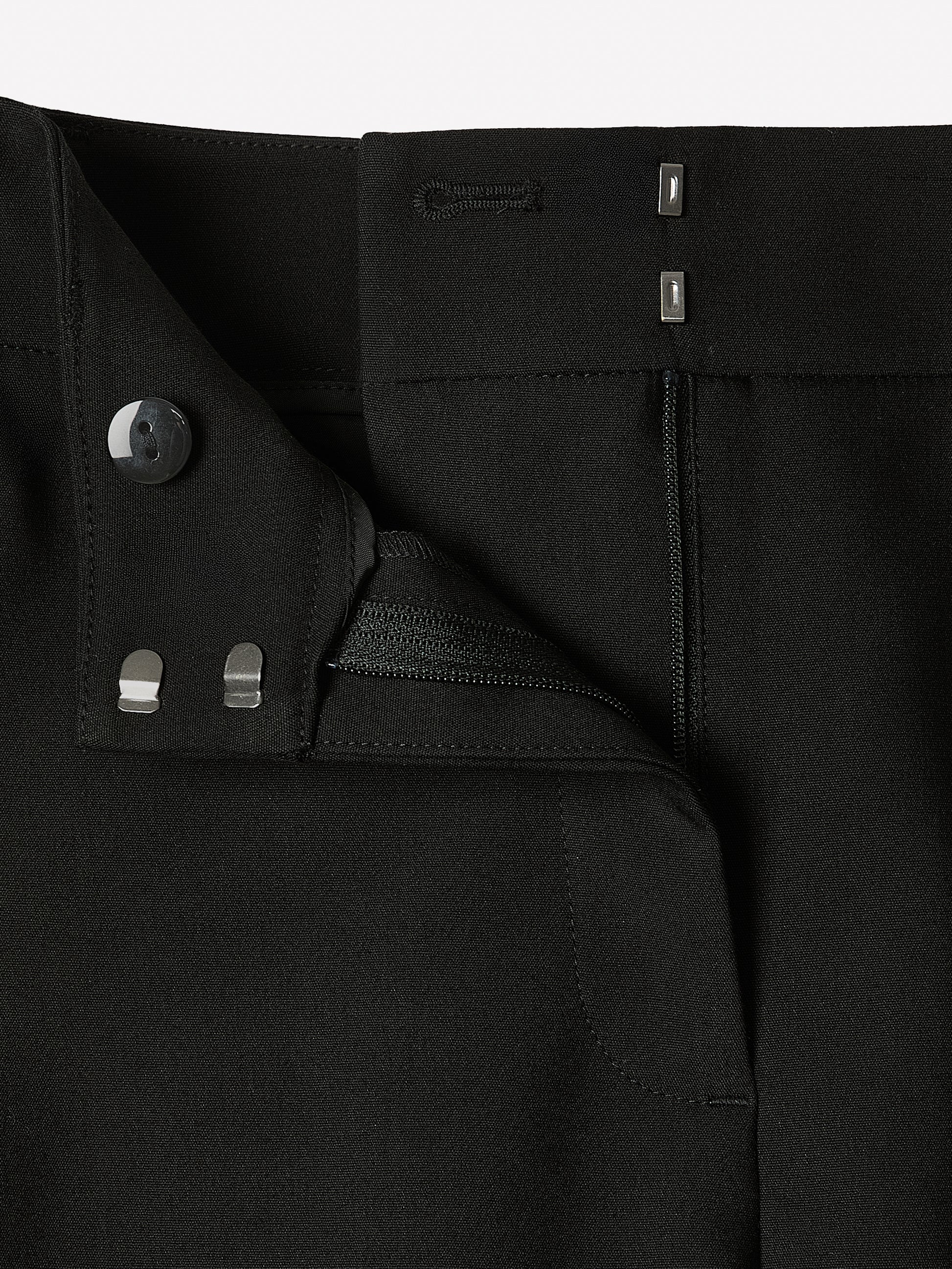 Limitless Black Mid-Rise Slim-Leg Curvy Ankle Pant