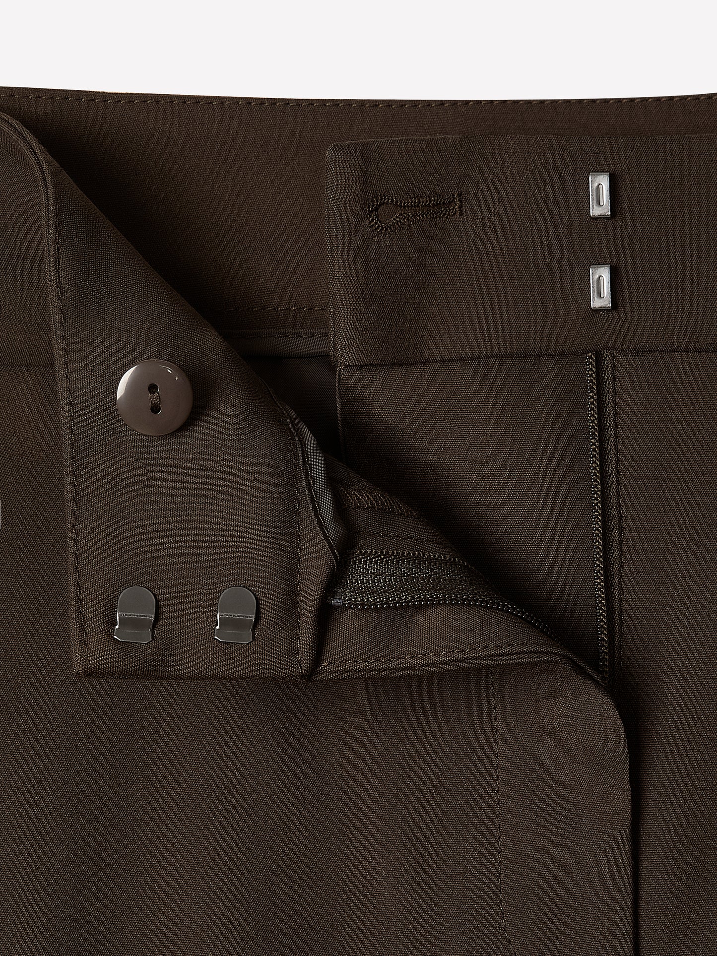 Mid-Rise Slim-Leg Signature 7/8 Pant