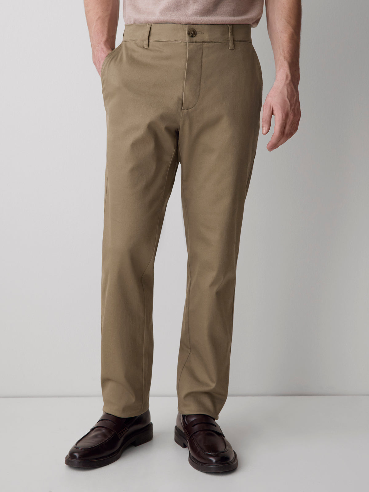 Slim-Fit Super-Stretch Chino Pant