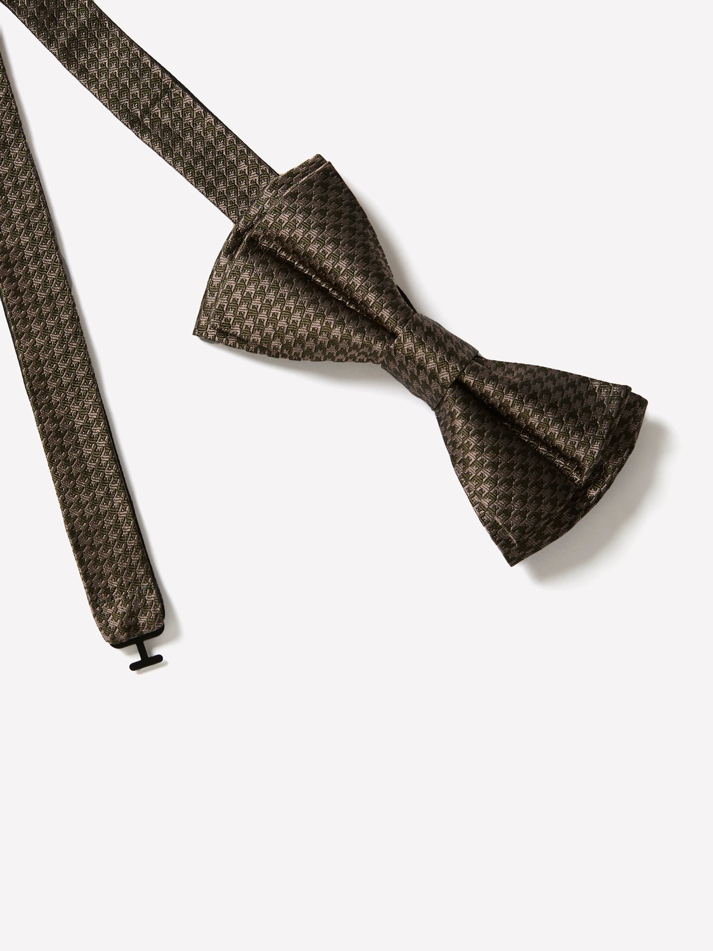 Woven Silk Wide Houndstooth Bow Tie