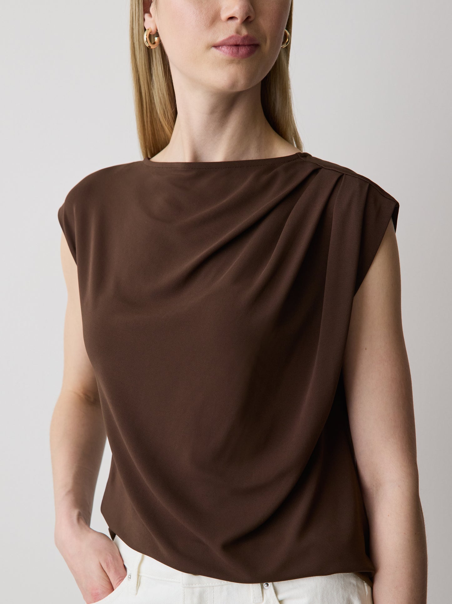 Knit Blouse Pleated Extended Sleeve