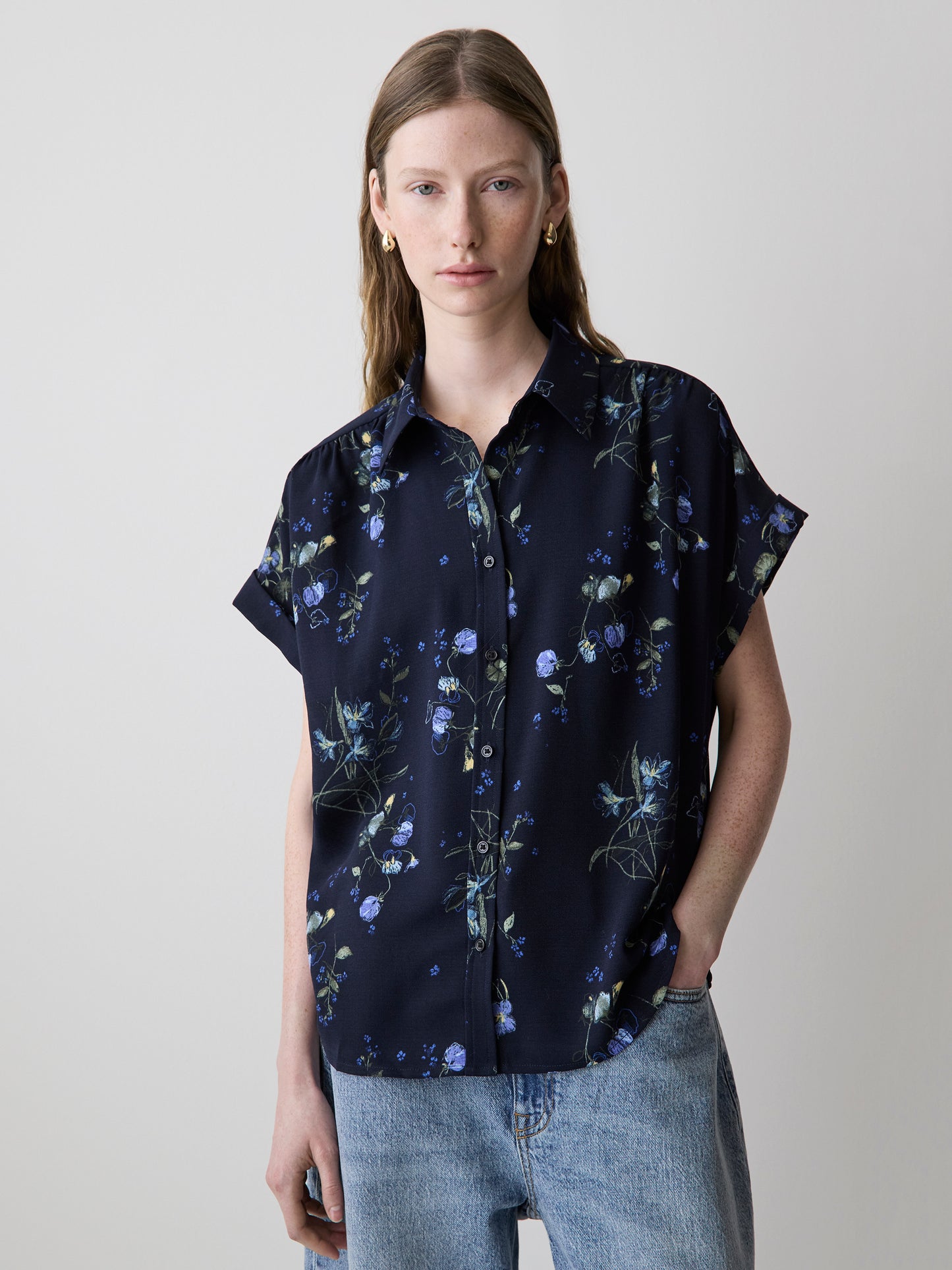 Short-Sleeve Buttoned-Down Blouse