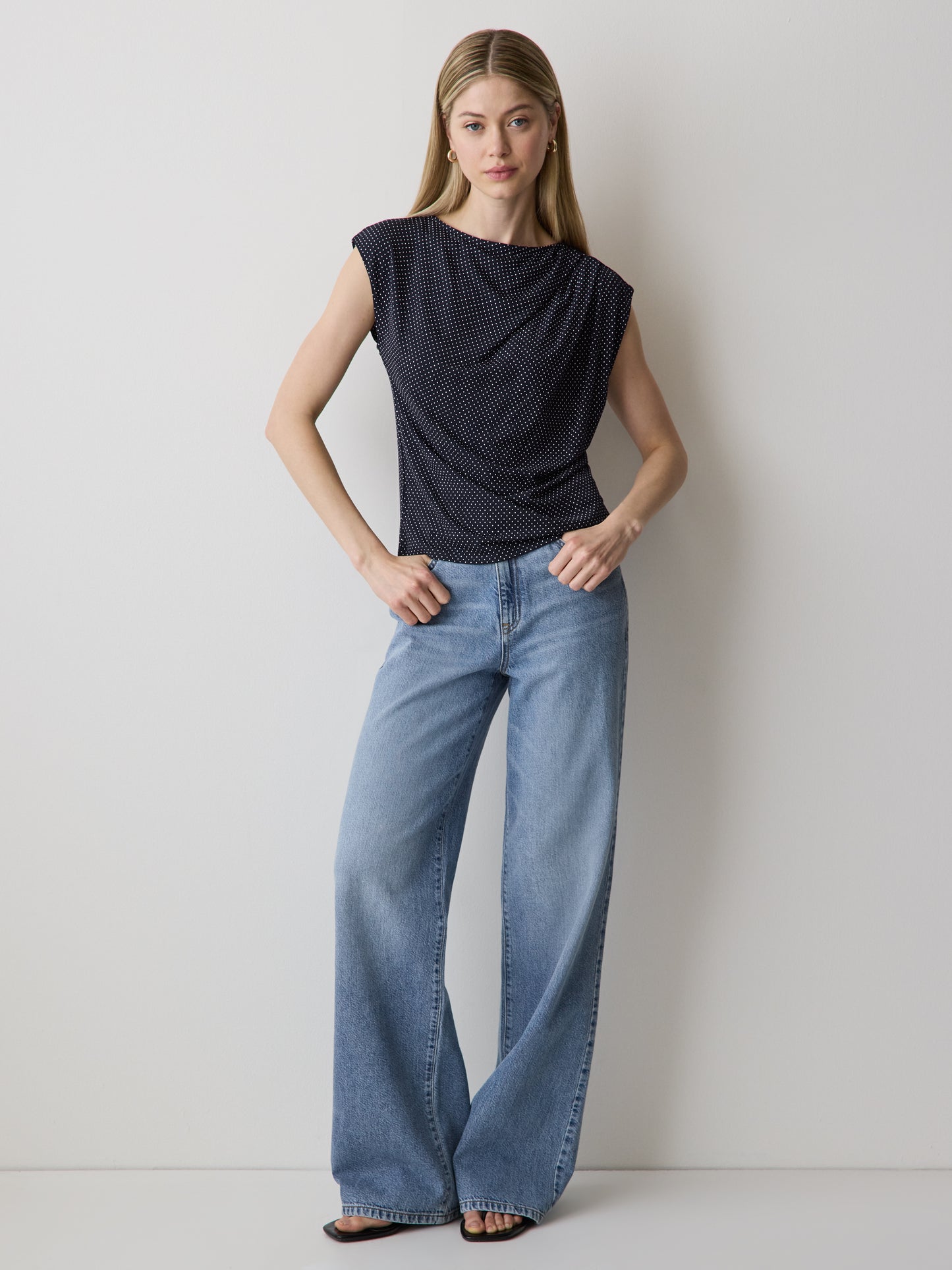 Knit Blouse Pleated Extended Sleeve