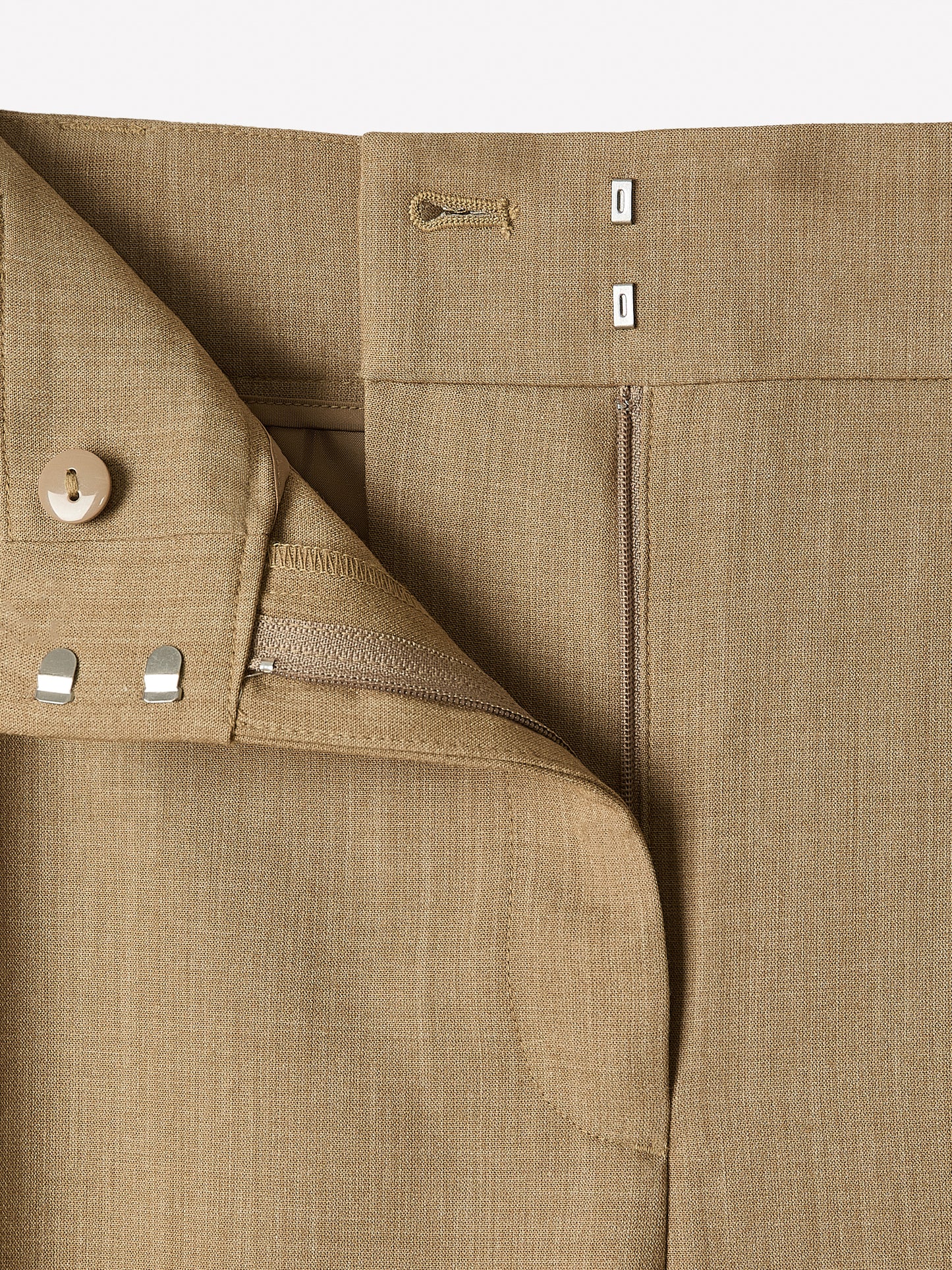 High-Rise Barrel-Leg Pant