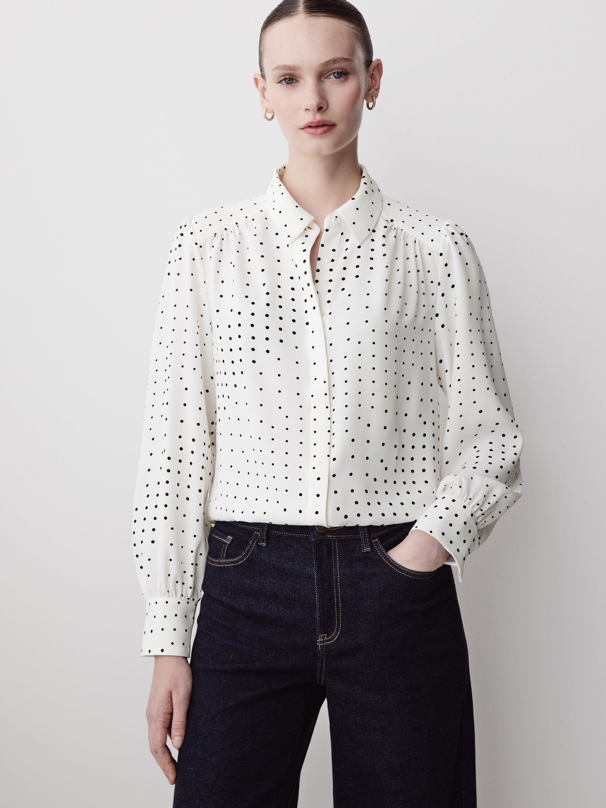 Silky Crepe Long-Sleeve Buttoned-Down Blouse