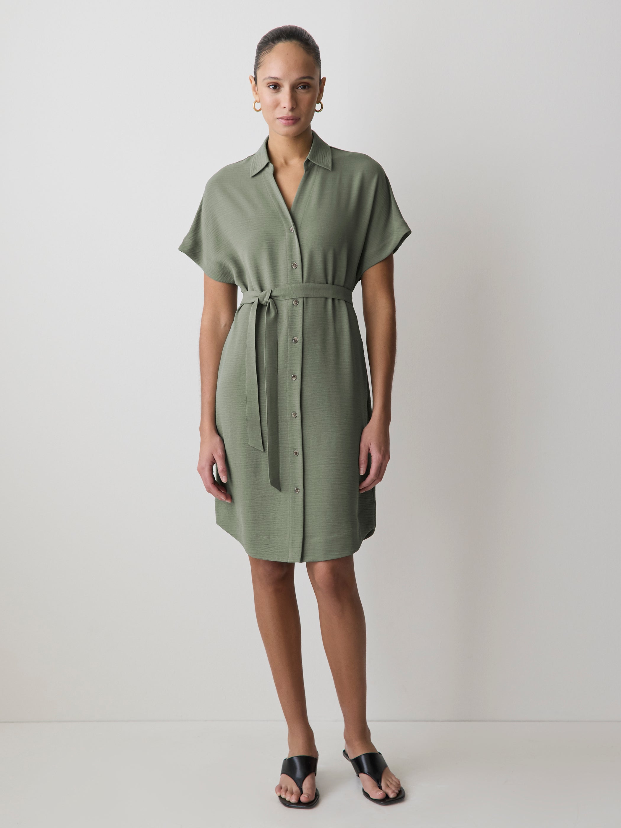 Women's Short-Sleeve Buttoned-Down Midi Dress with Shirt Collar