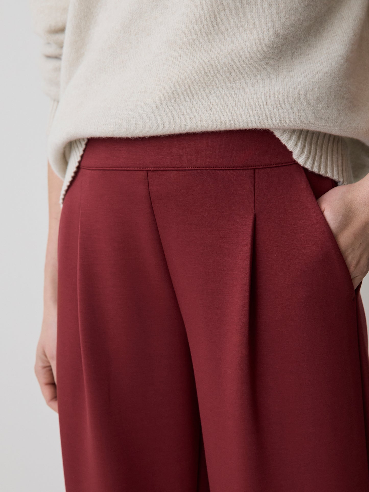 Barrel-Leg Lounge Pant